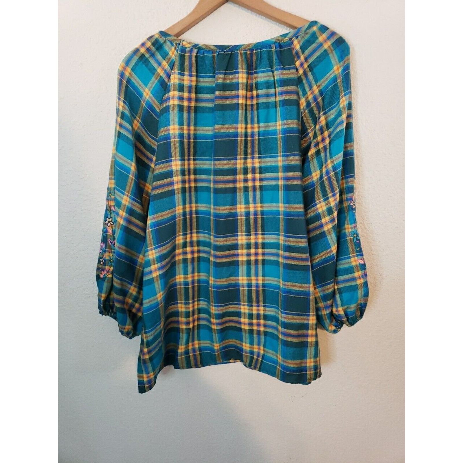 Other The Pioneer Woman Large Blue Plaid Floral Embroidery Top Size L / US 10 / IT 46 - 8 Thumbnail