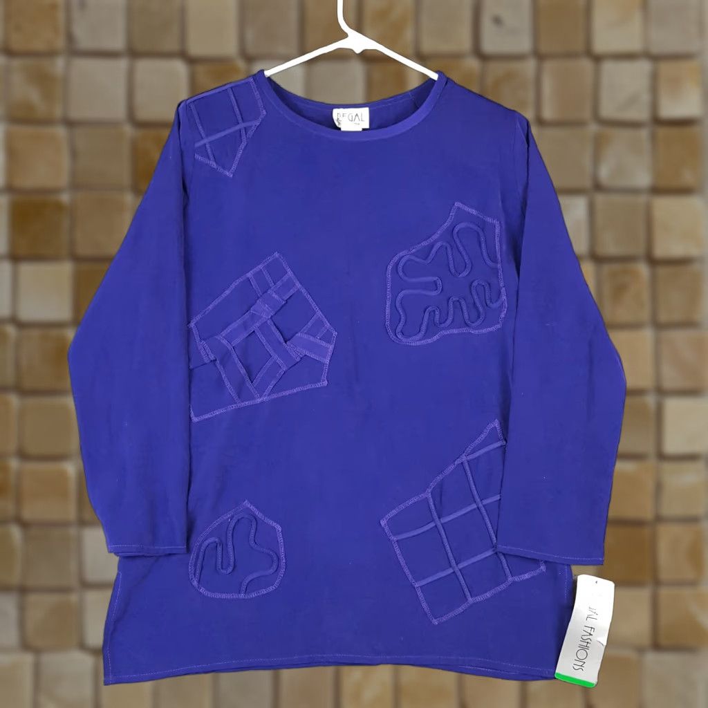 Vintage Vintage 80s Regal Purple Embroidered Art T Shirt Women's Size Small Pullover USA Top Vintage Yes Size S / US 4 / IT 40 - 1 Thumbnail
