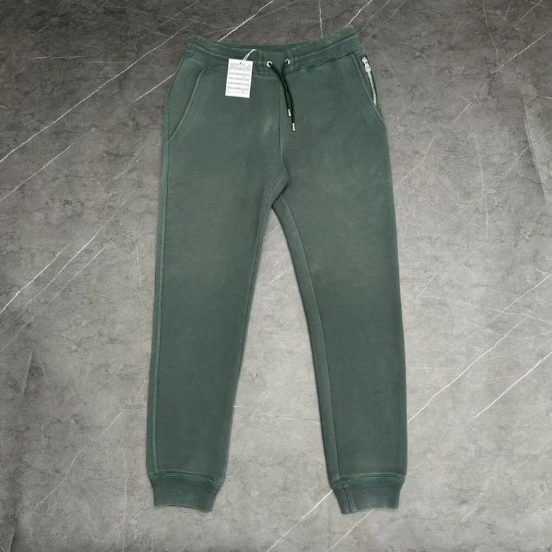 Louis Vuitton louis vuitton metal logo jogger pants size s-dmc Size US 26 / EU 42 - 1 Thumbnail