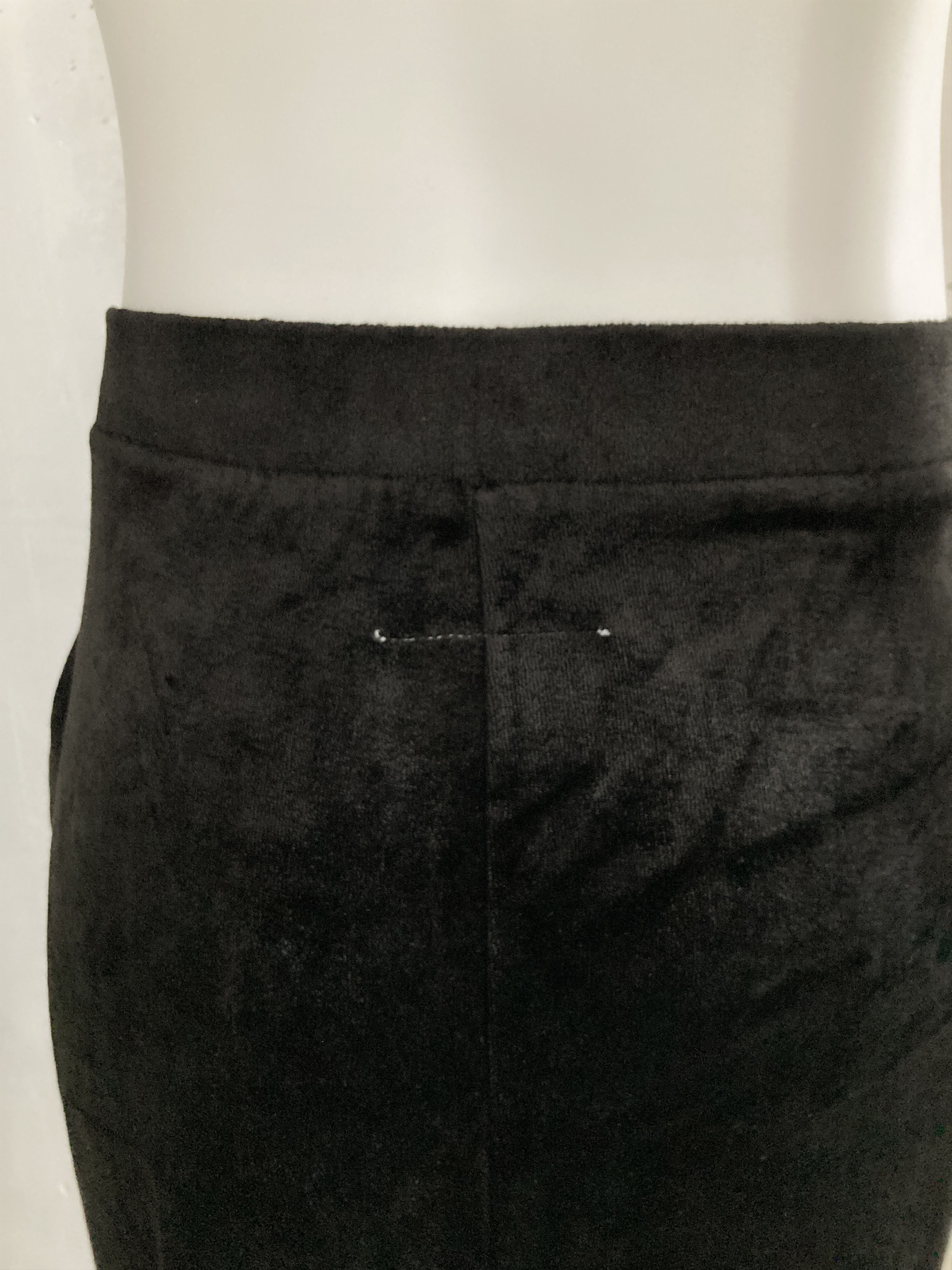 Maison Margiela Line 6 FW2007 Velvet Skirt Size 28" / US 6 / IT 42 - 6 Thumbnail