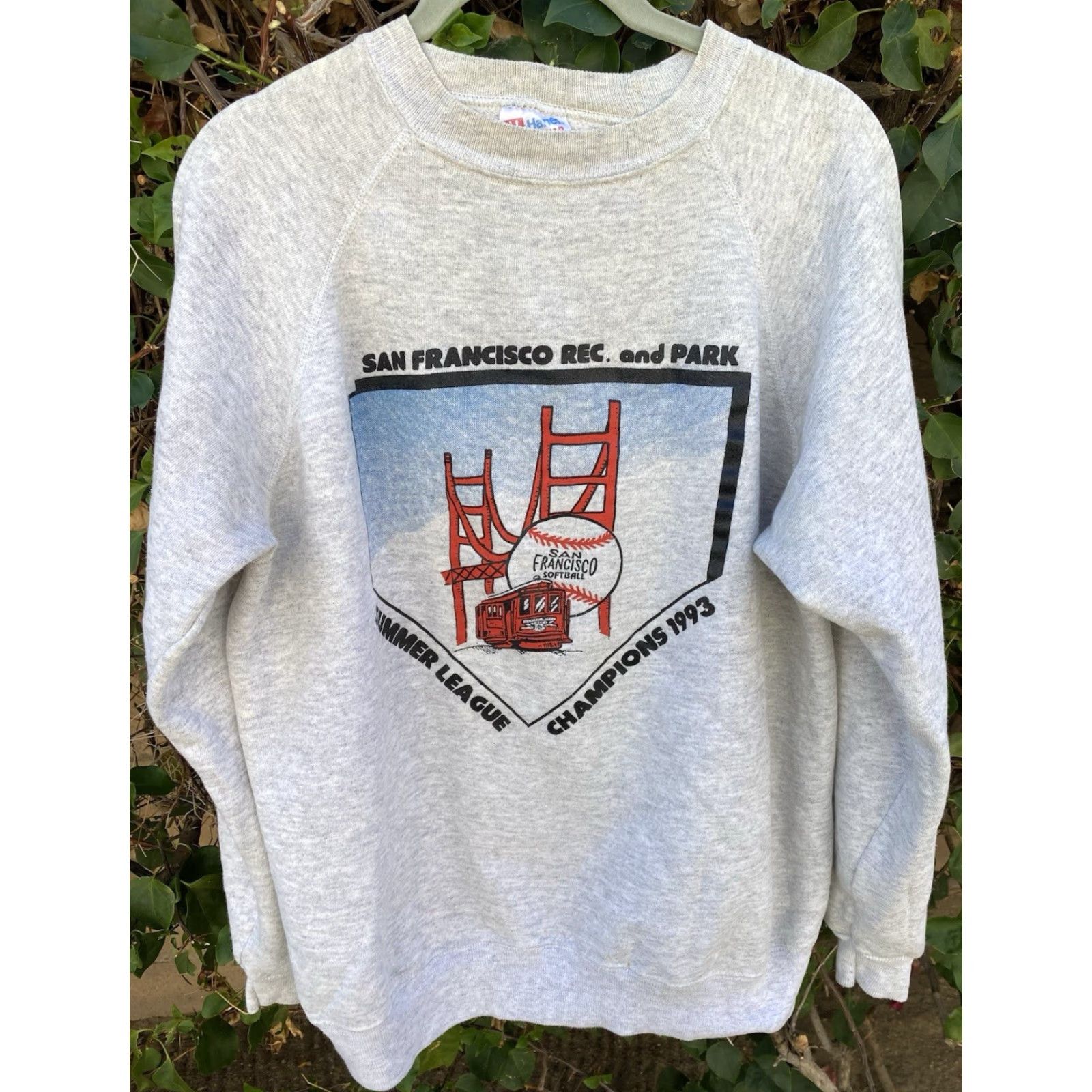 Hanes VINTAGE Hanes Sweatshirt San Francisco Rec. and Park Summer League Champions 1993 Graphic Print Gray L Men Size US L / EU 52-54 / 3 - 2 Thumbnail