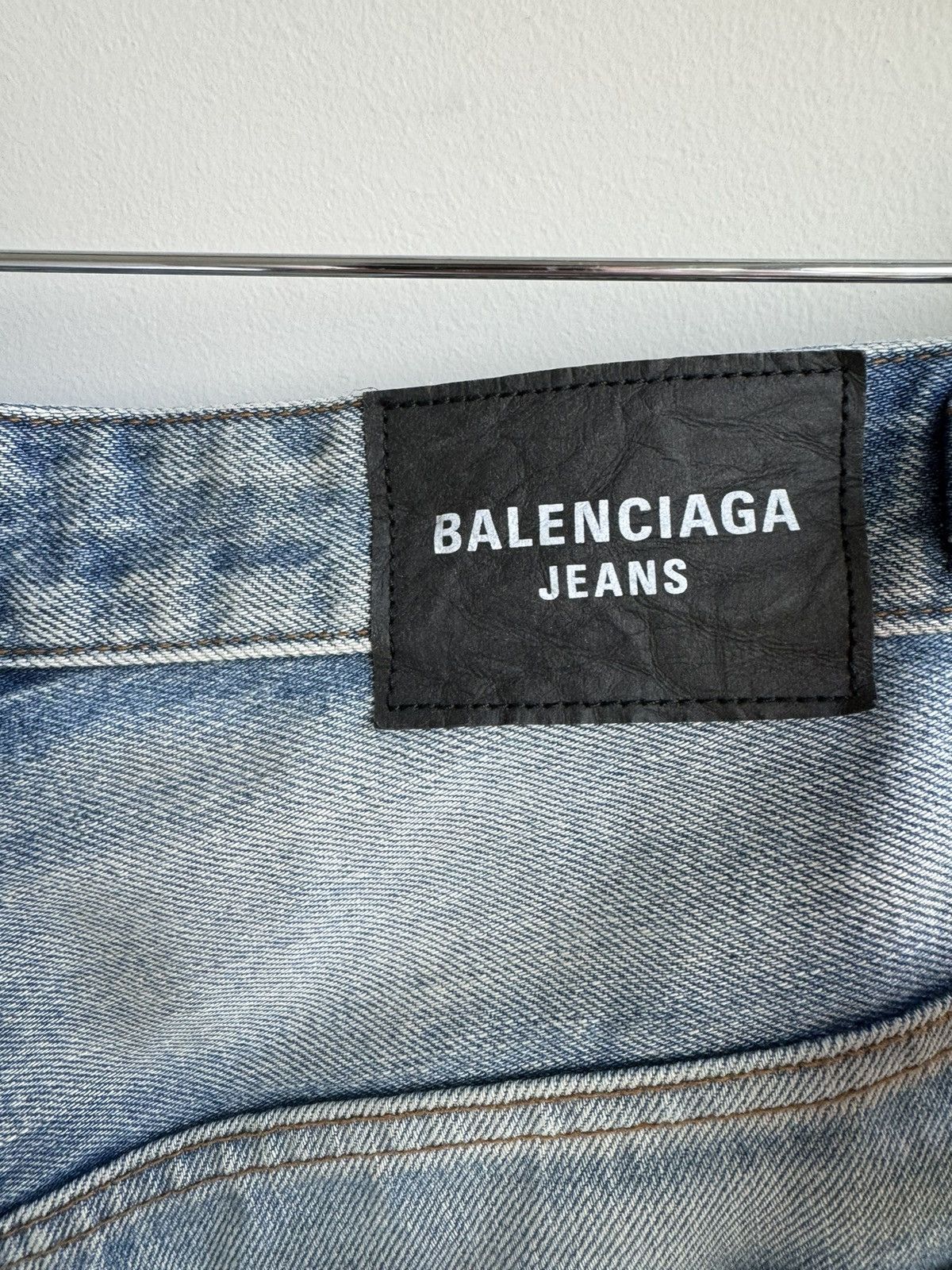 Balenciaga BALENCIAGA FALL22 RUNWAY DESTROYED SKATER DENIM JEANS RARE Size US 30 / EU 46 - 9 Thumbnail