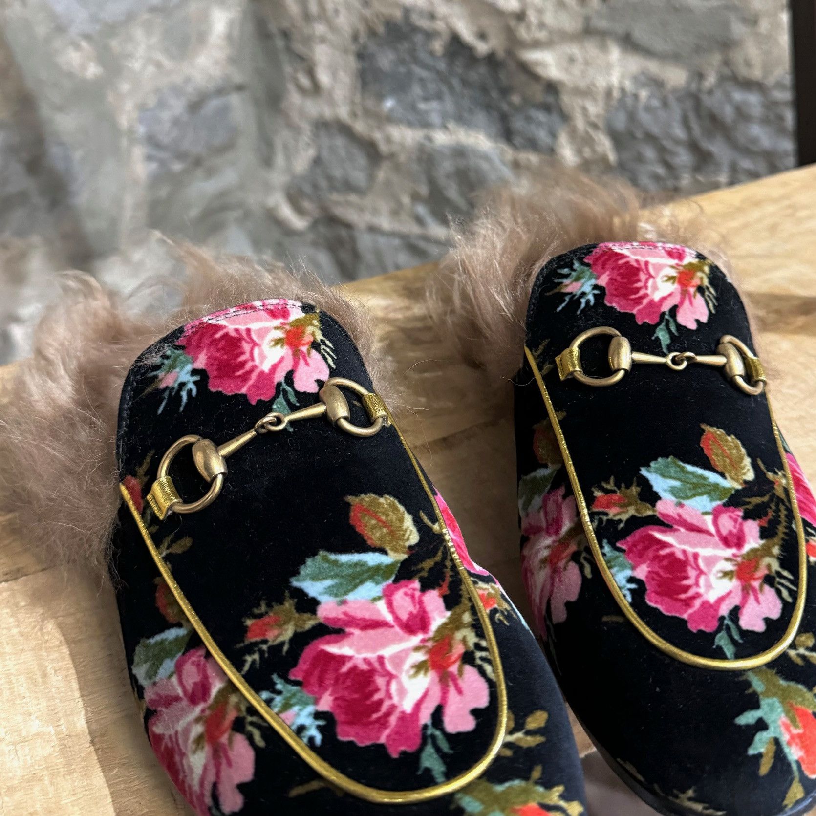 Gucci Gucci Black Velvet Floral Print Princetown Fur Lined Mules Size US 8 / IT 38 - 4 Thumbnail