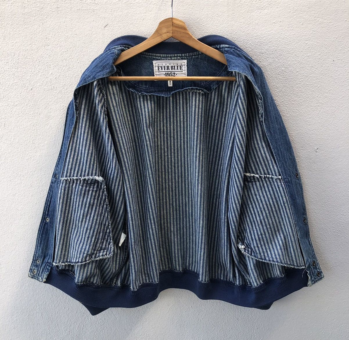 Vintage Vintage Ever Blue 1952 Striped Denim Bomber Jacket Size US M / EU 48-50 / 2 - 9 Thumbnail
