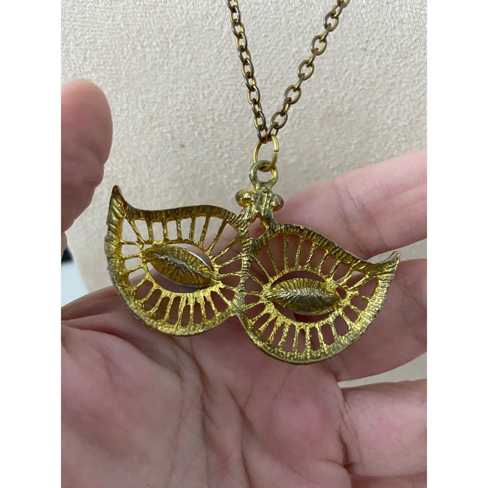 Vintage mask pendant necklace Size ONE SIZE - 3 Thumbnail