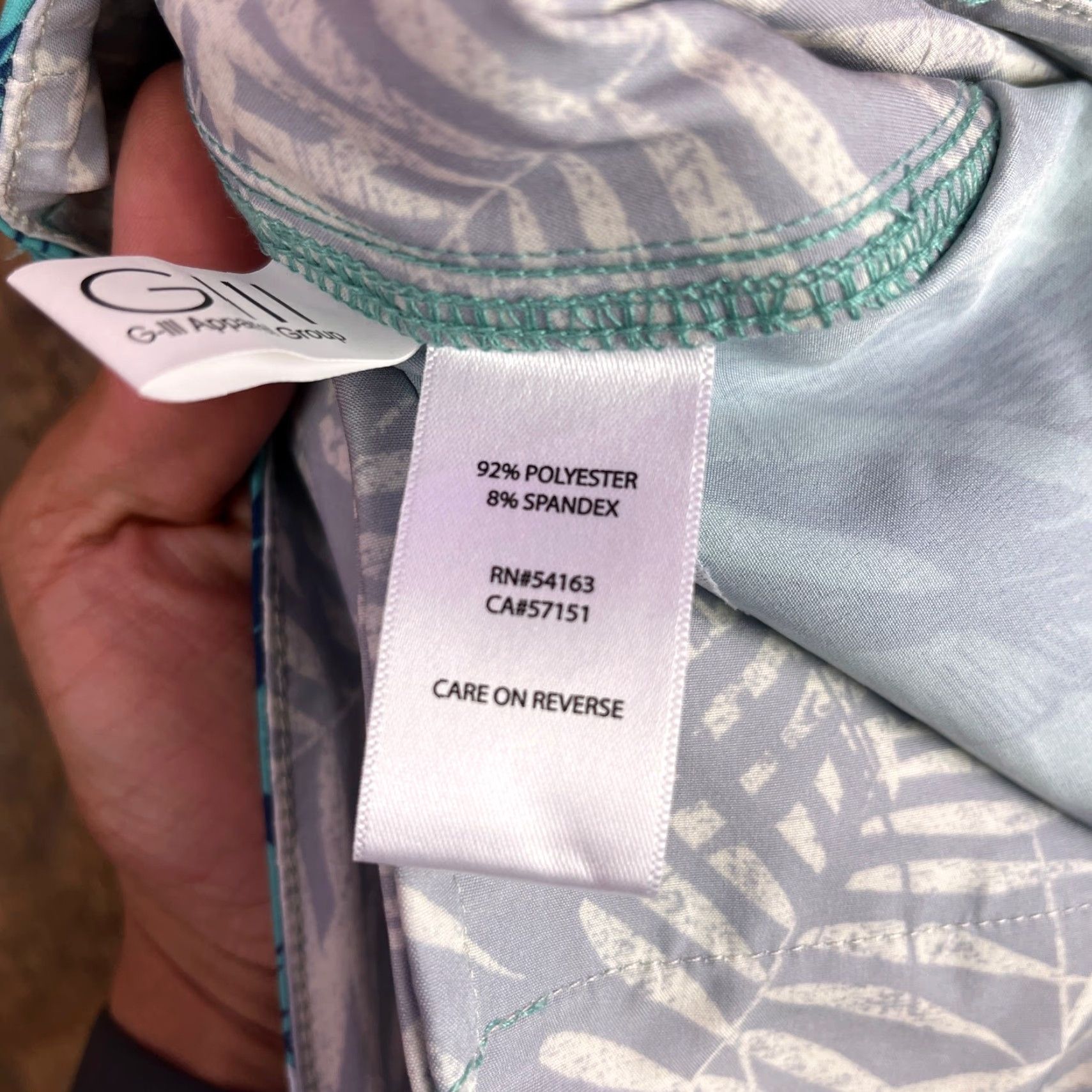 Vintage Margaritaville Mens Shorts Turquoise UPF 30+ Quick Dry 4 Way Stretch (S) 30 Bermuda Beach Casual Relaxed Mens 30 Blue Floral 7in Inseam Size US 30 / EU 46 - 7 Thumbnail