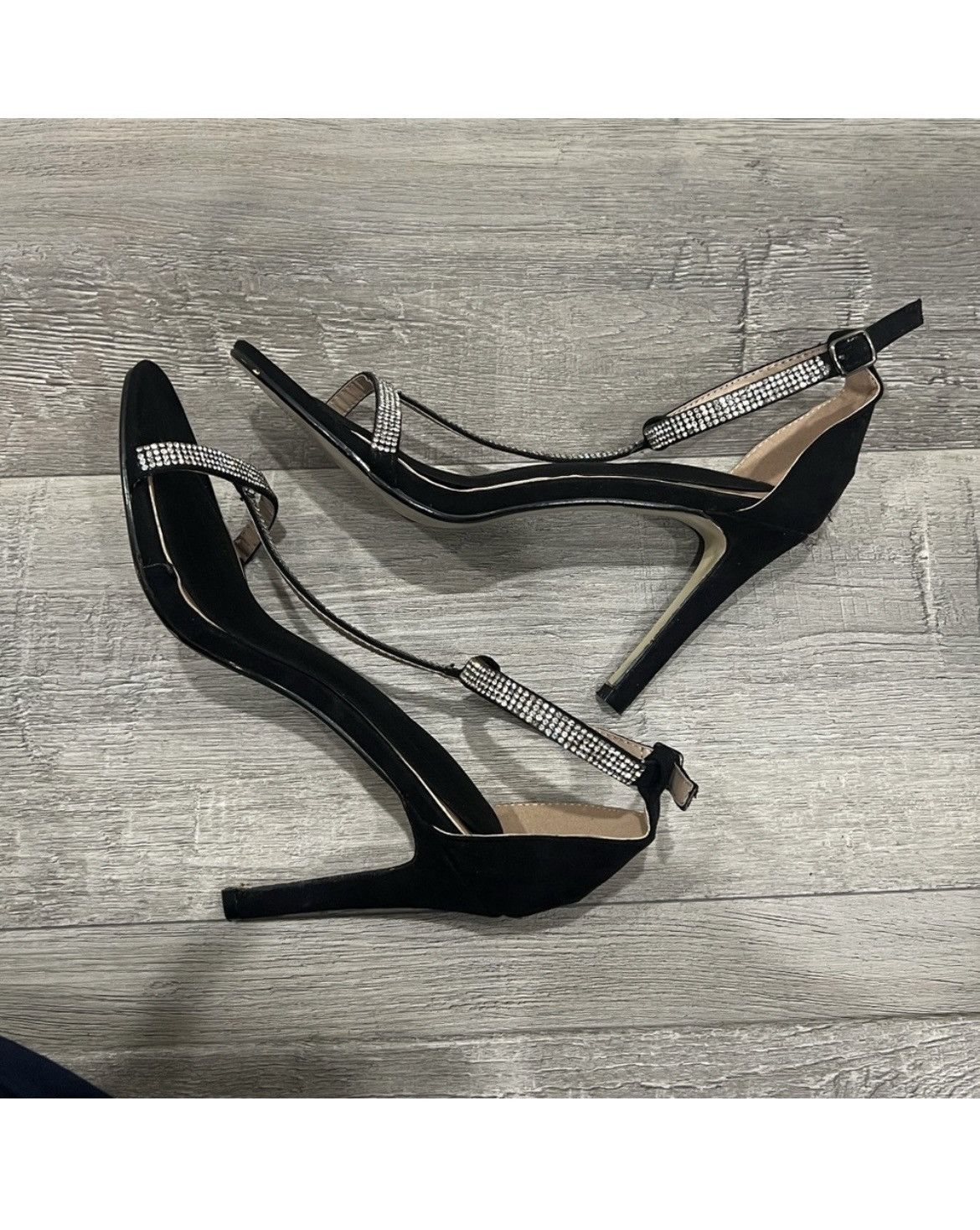 Vera Wang Vera Wang Black Rhinestone Ankle Strap Heels Size 38 US 7.5 Size US 7.5 / IT 37.5 - 5 Thumbnail