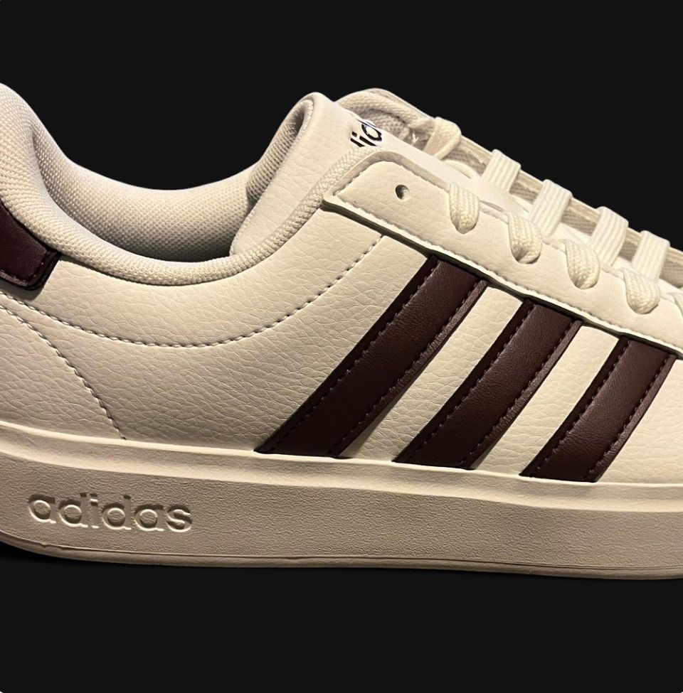 Adidas #Adidas #Sneakers Size US 8 / EU 41 - 3 Thumbnail