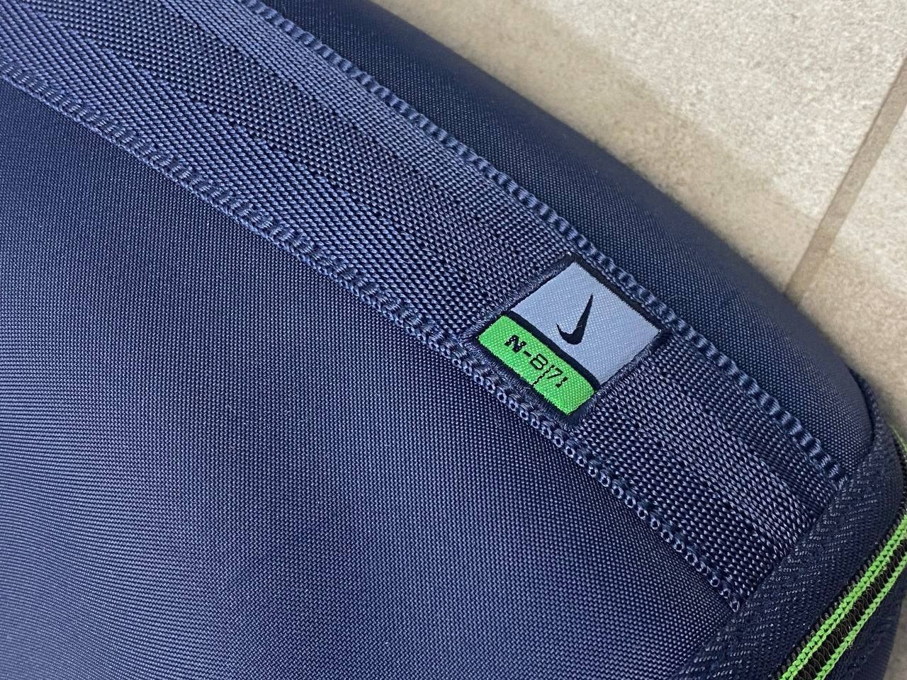 Nike Vintage Nike Nylon Travel Bag Size ONE SIZE - 16 Thumbnail