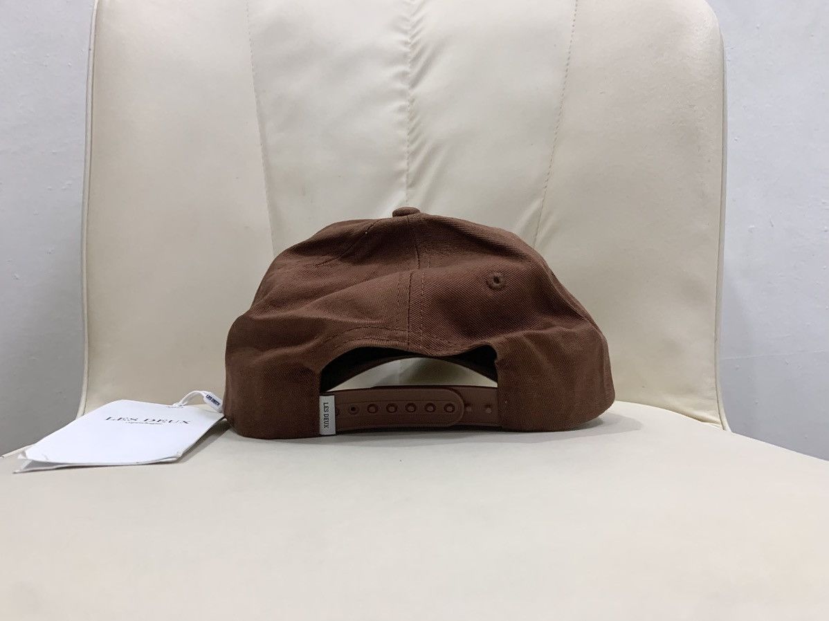Les Deux LES DEUX COPENHAGUE SS23 LENS BASEBALL CAP (SAMPLE) Size ONE SIZE - 6 Thumbnail