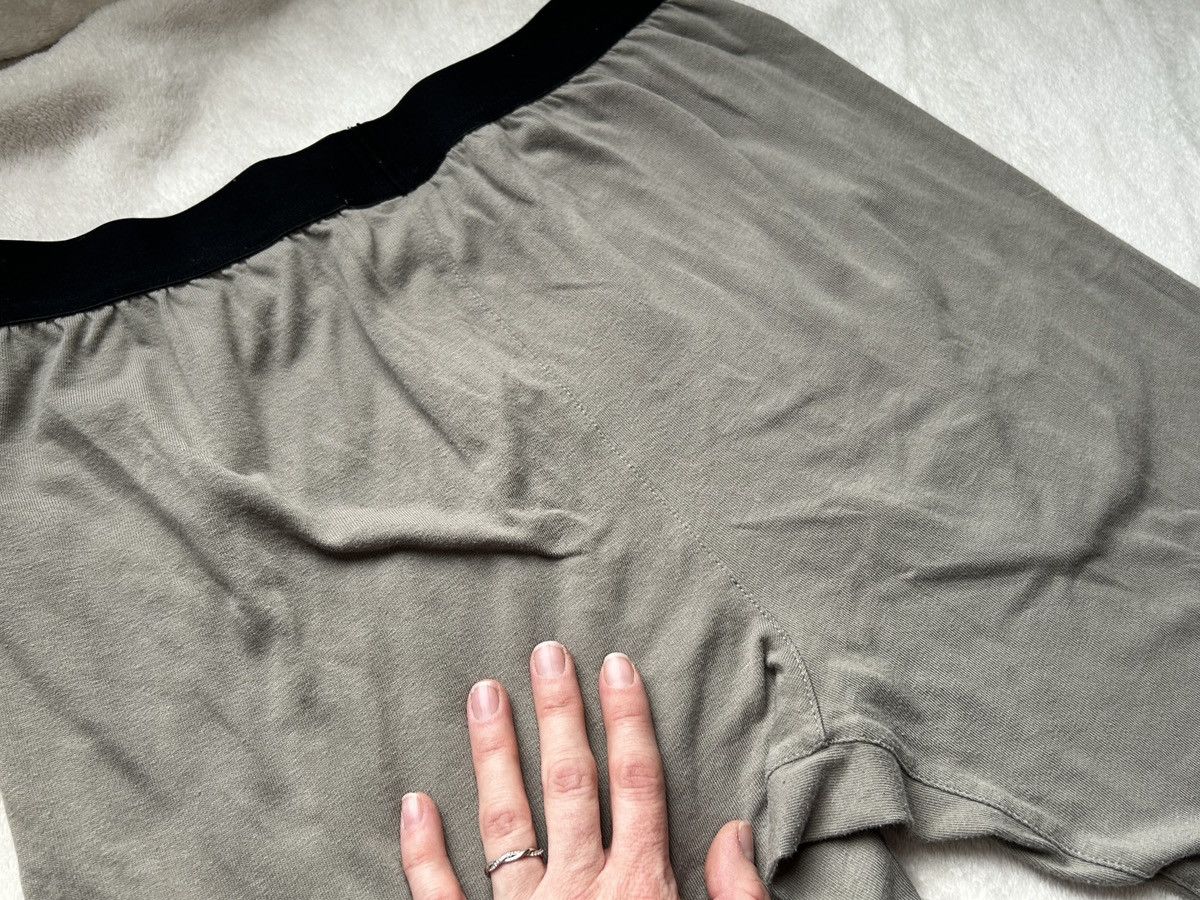 Essentials × Fear of God Fear of God Essentials Soft Fitted Logo Lounge Pants size S Size US 28 / EU 44 - 9 Thumbnail