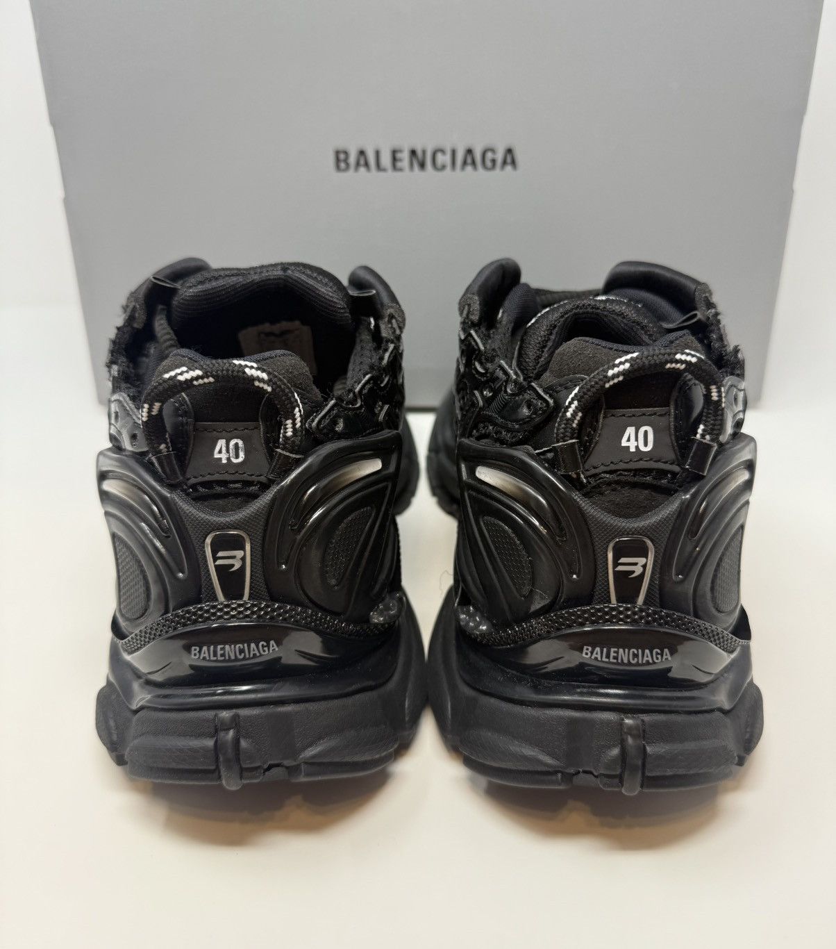 Balenciaga Balenciaga Runner Sneaker Black Size US 10 / IT 40 - 5 Thumbnail
