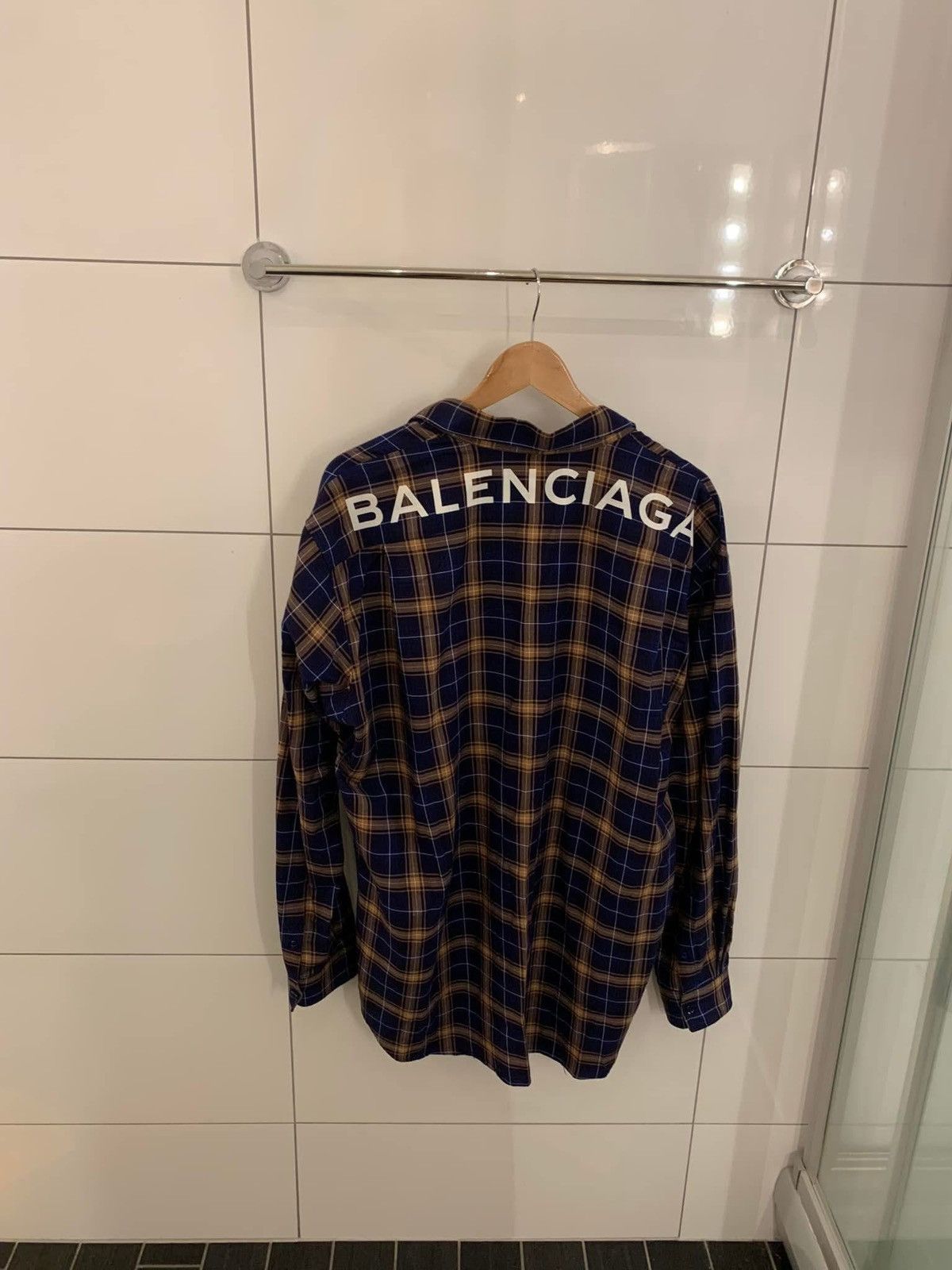 Balenciaga Back logo flannel Size US XL / EU 56 / 4 - 2 Thumbnail