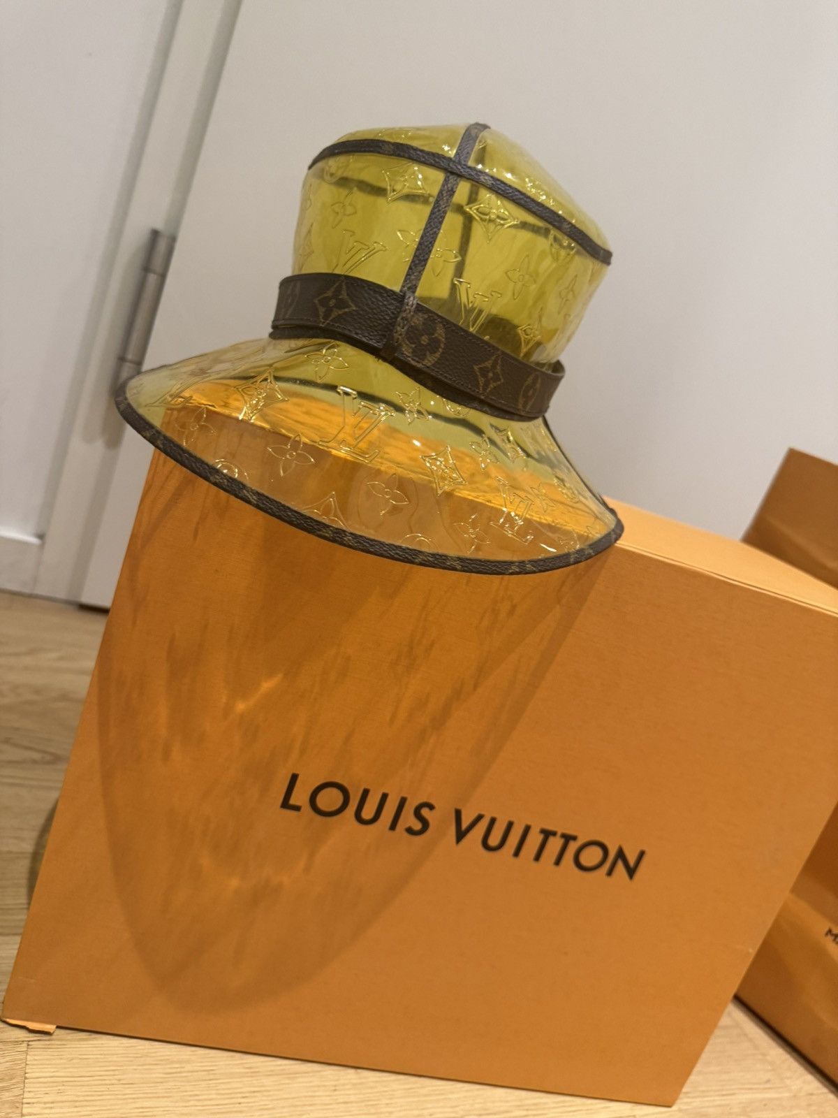 Louis Vuitton Louis Vuitton Bucket Hat Yellow Monogram (Rare Runway Piece) Size ONE SIZE - 18 Thumbnail