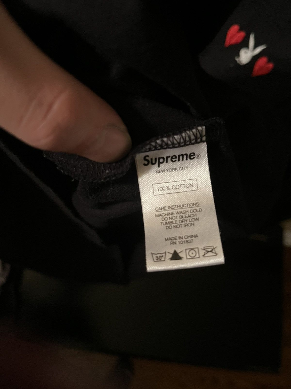 Supreme Supreme X Playboy Heart Pocket Tee Size US M / EU 48-50 / 2 - 6 Thumbnail