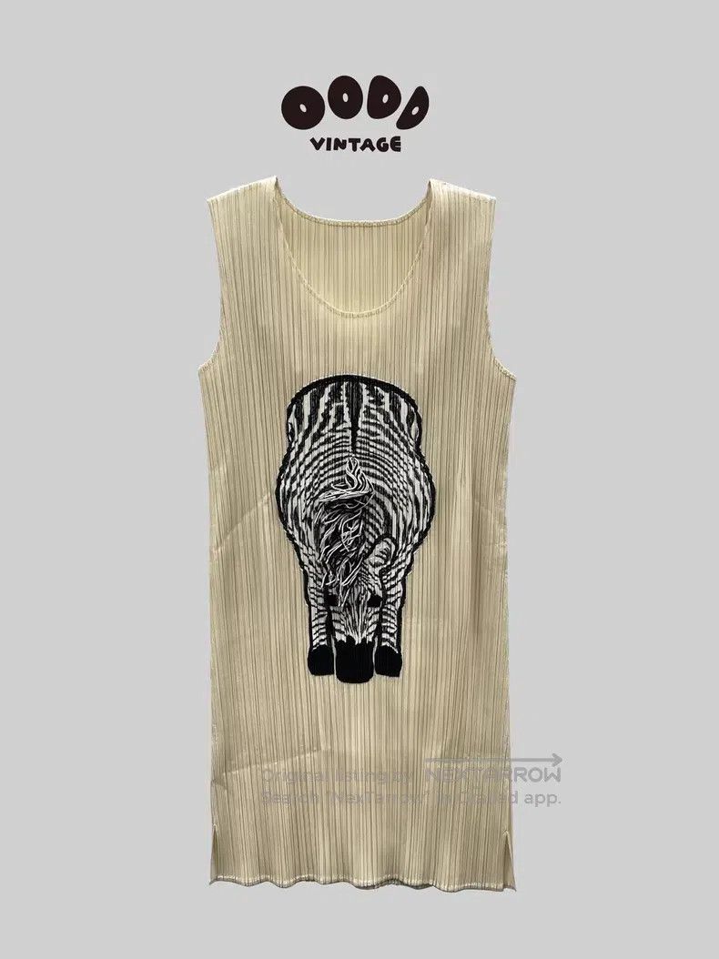 Issey Miyake Issey Miyake Zebra Stripe Tassel Ruffle Sleeveless Top Size L / US 10 / IT 46 - 1 Thumbnail