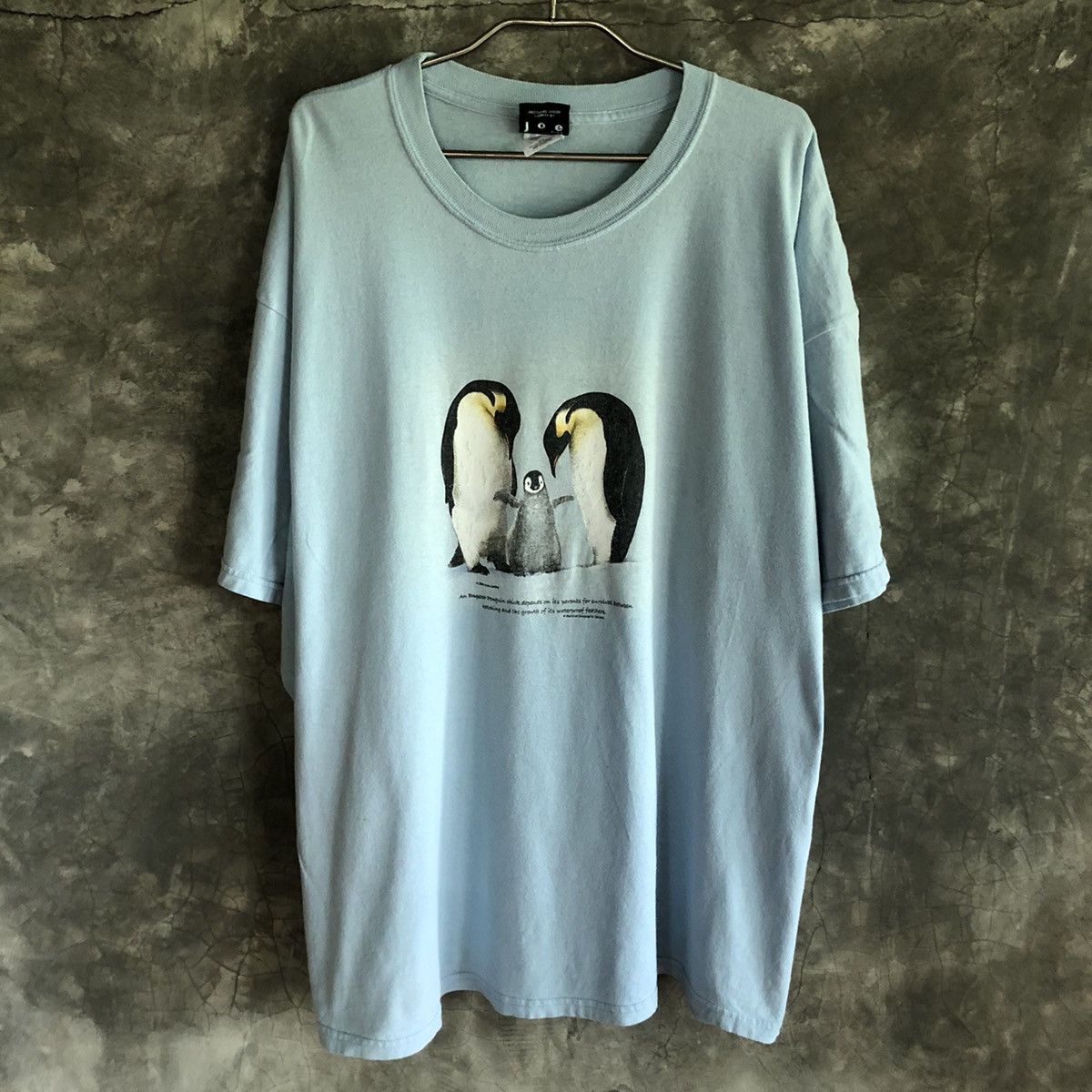 National Geographic 2004 Vintage T Shirt Emperor Penguin