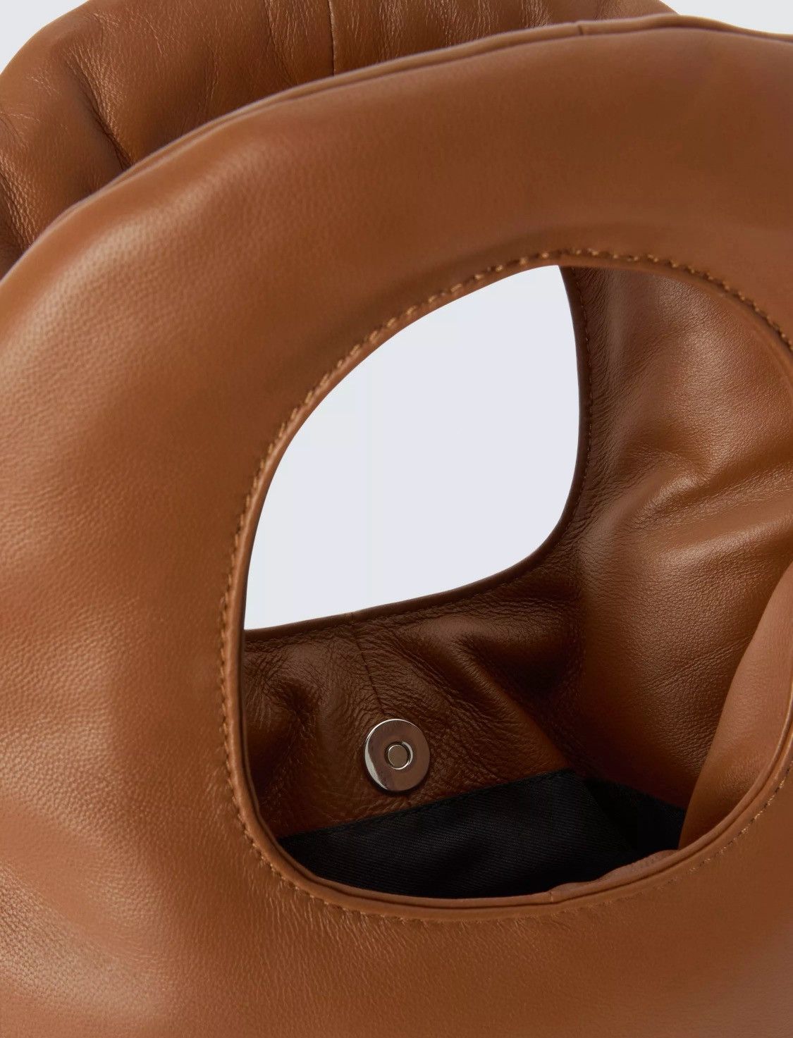 A.W.A.K.E. MODE Leather statement leather pillow bag Size ONE SIZE - 3 Thumbnail