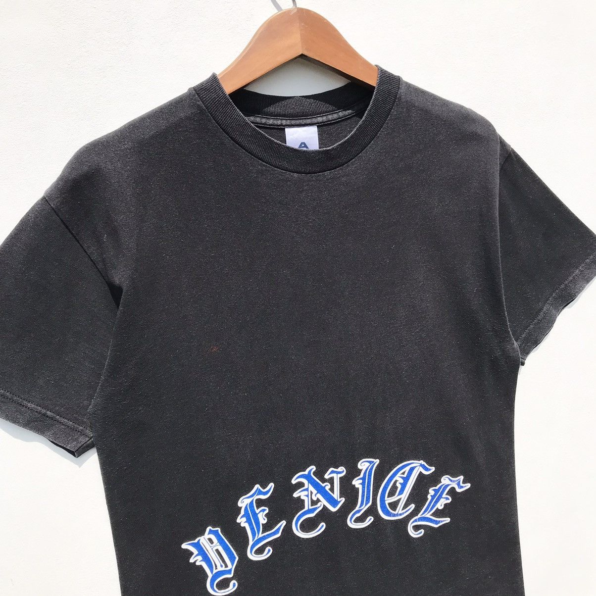 Vintage Vintage Denice Skatebord Shirt Dinece Skate SunFaded Size US S / EU 44-46 / 1 - 5 Thumbnail