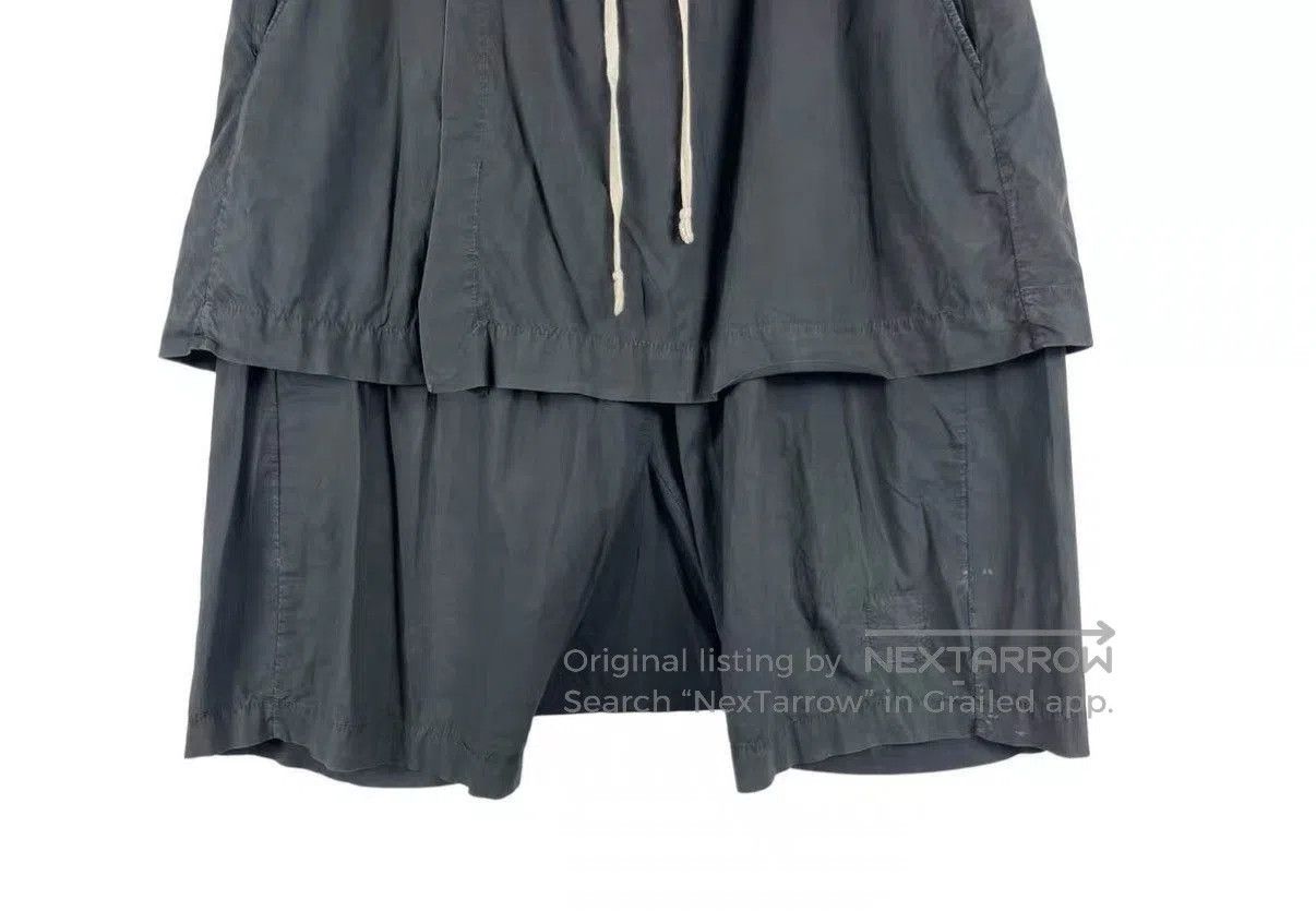Rick Owens Black Layered Cargo Shorts with Drawstring. Size US 34 / EU 50 - 4 Thumbnail