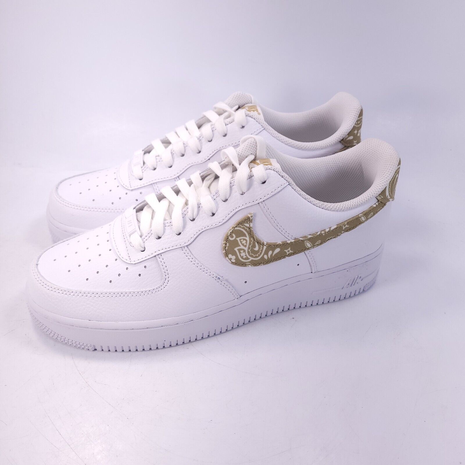 Nike Nike Air Force 1 '07 ESS Shoe Women Size 11 DJ9942-101 White Size US 11 / IT 41 - 1 Thumbnail