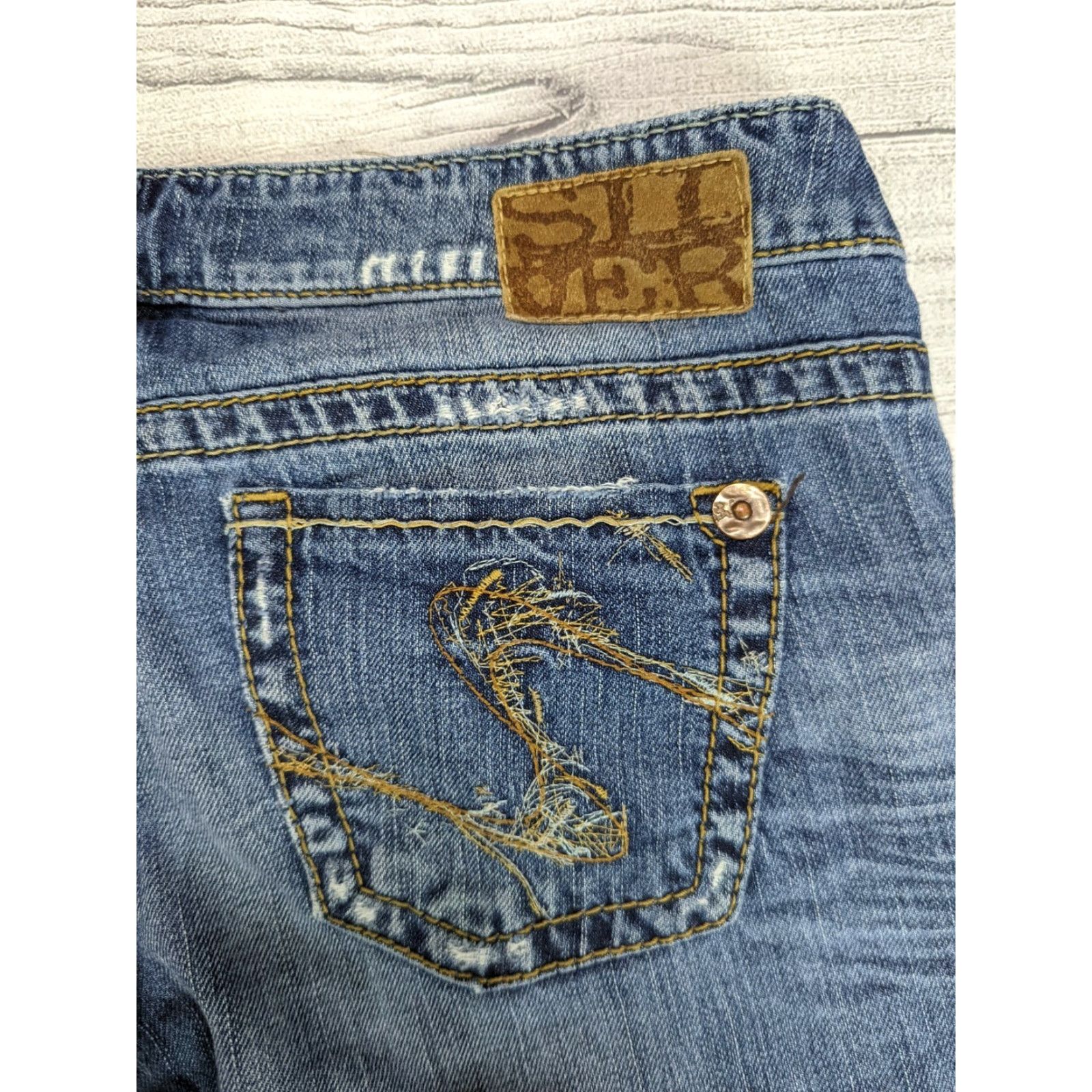 Vintage Silver Tuesday Jeans Women's 29x31 Blue Medium Wash Boot Cut Jeans M5J Size 29" - 5 Thumbnail