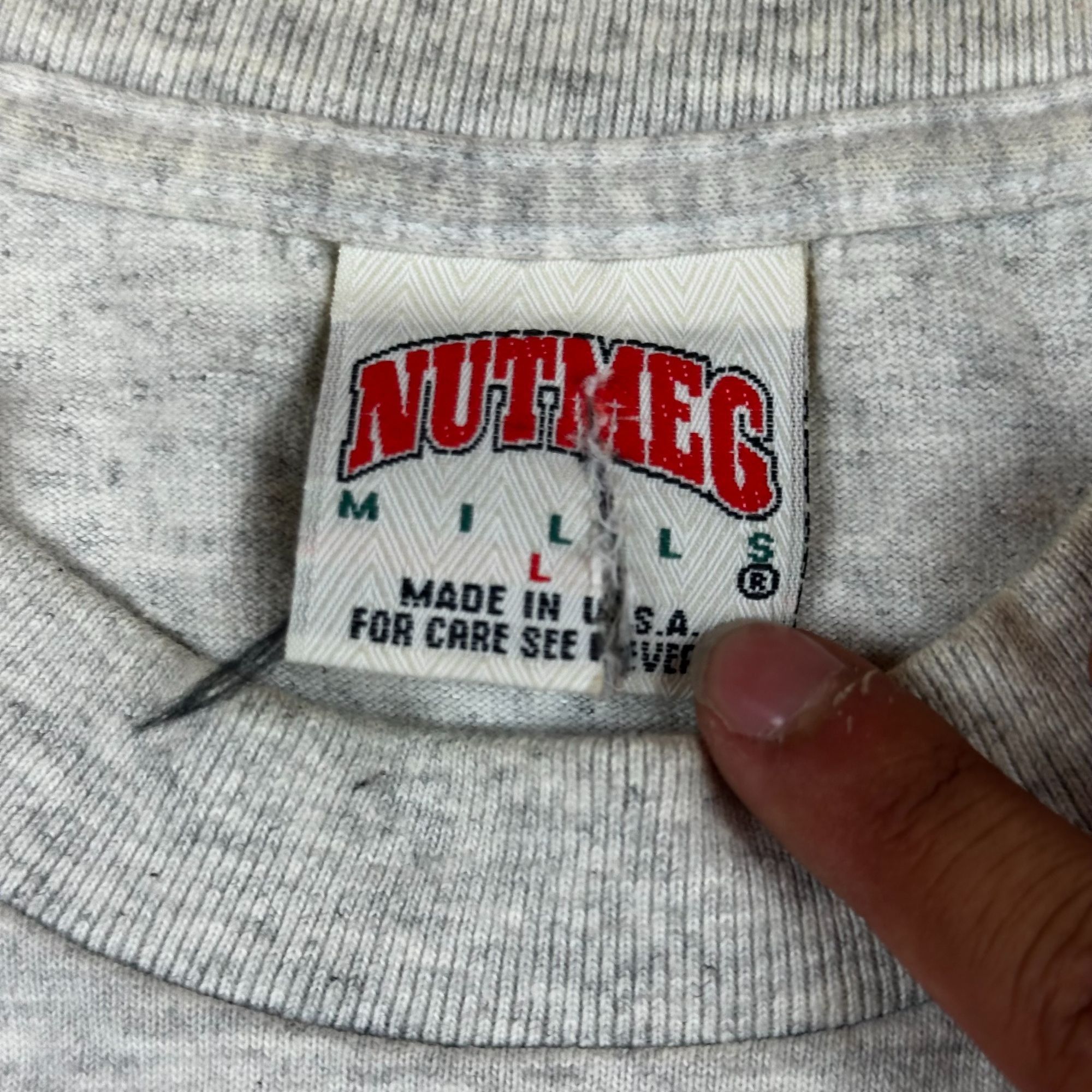 Vintage Vintage Nutmeg Mills Oakley Thermonuclear Protection Graphic Size US L / EU 52-54 / 3 - 3 Thumbnail