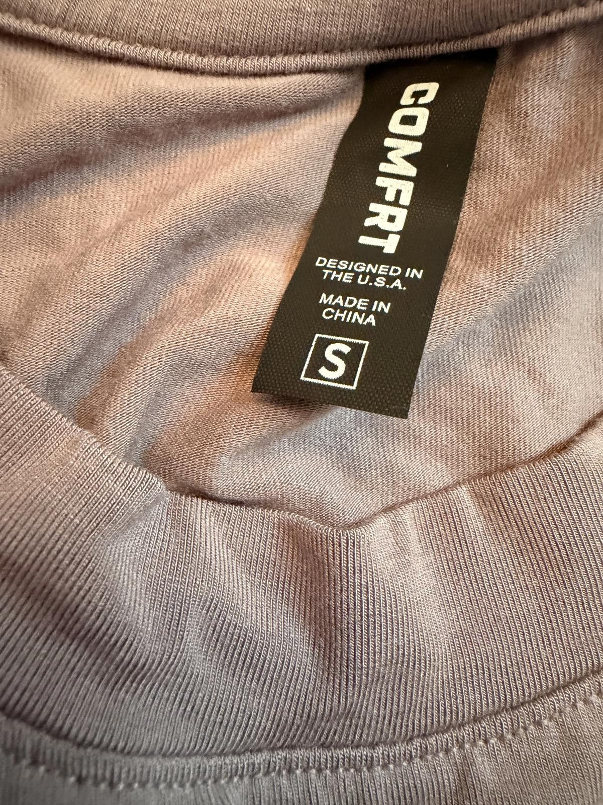 Comfort Colors Comfort Light Purple T-Shirt Size Small Size ONE SIZE - 3 Thumbnail