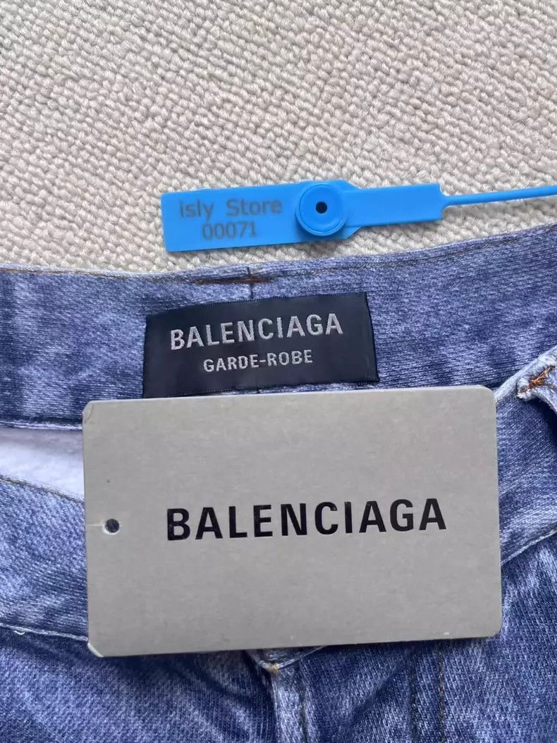 Balenciaga Balenciaga size XS High-set plush heavy 3D trompe l'oeil pr Size US 27 - 5 Thumbnail