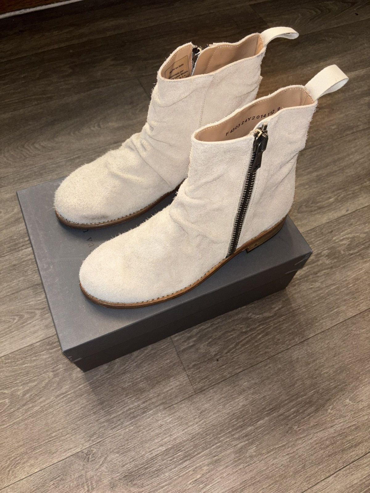 John Varvatos New - John Varvatos - Brushed Suede - Size 9 - Made in Italy Size US 9 / EU 42 - 6 Thumbnail