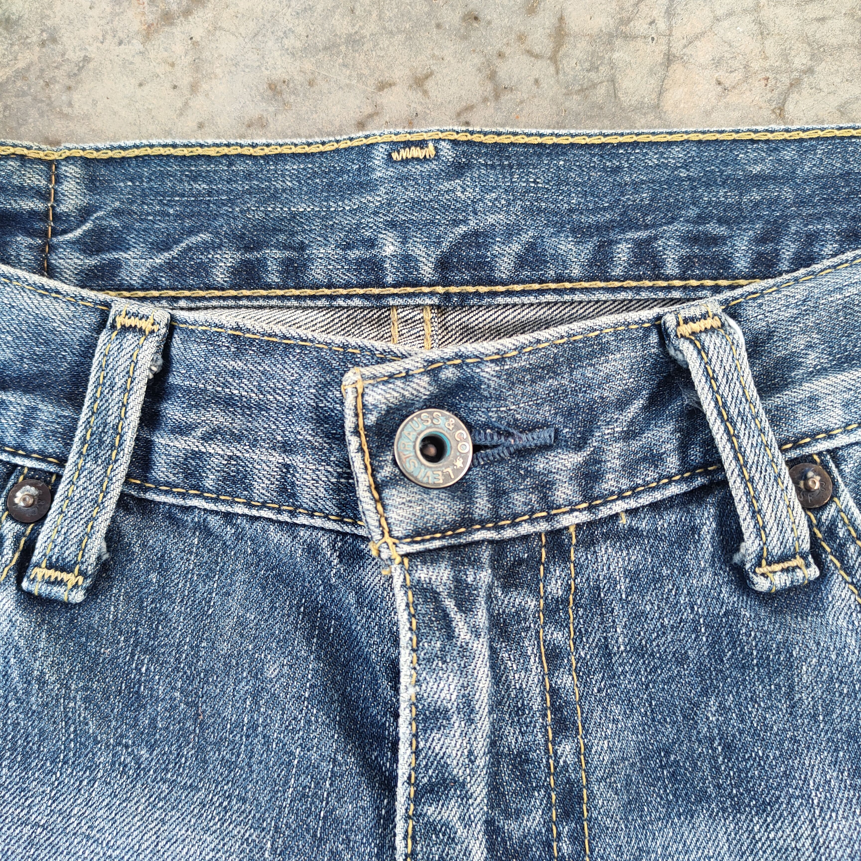 Jean × Levi's × Vintage VINTAGE LEVI'S 503 FADED RIPPED JEANS DENIM PANTS Size US 32 / EU 48 - 4 Thumbnail