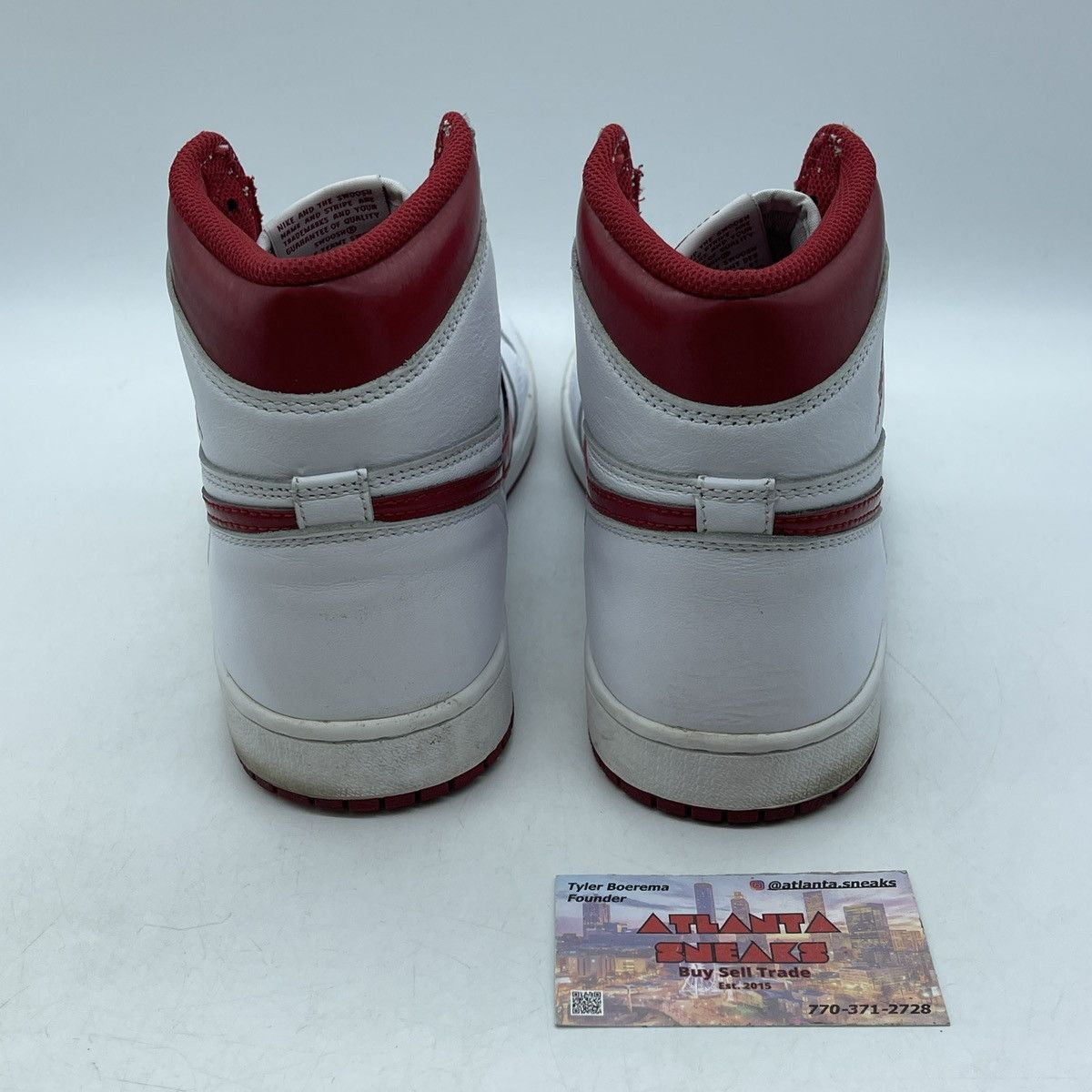 Jordan Brand Air jordan 1 high metallic red Size US 9.5 / EU 42-43 - 3 Thumbnail