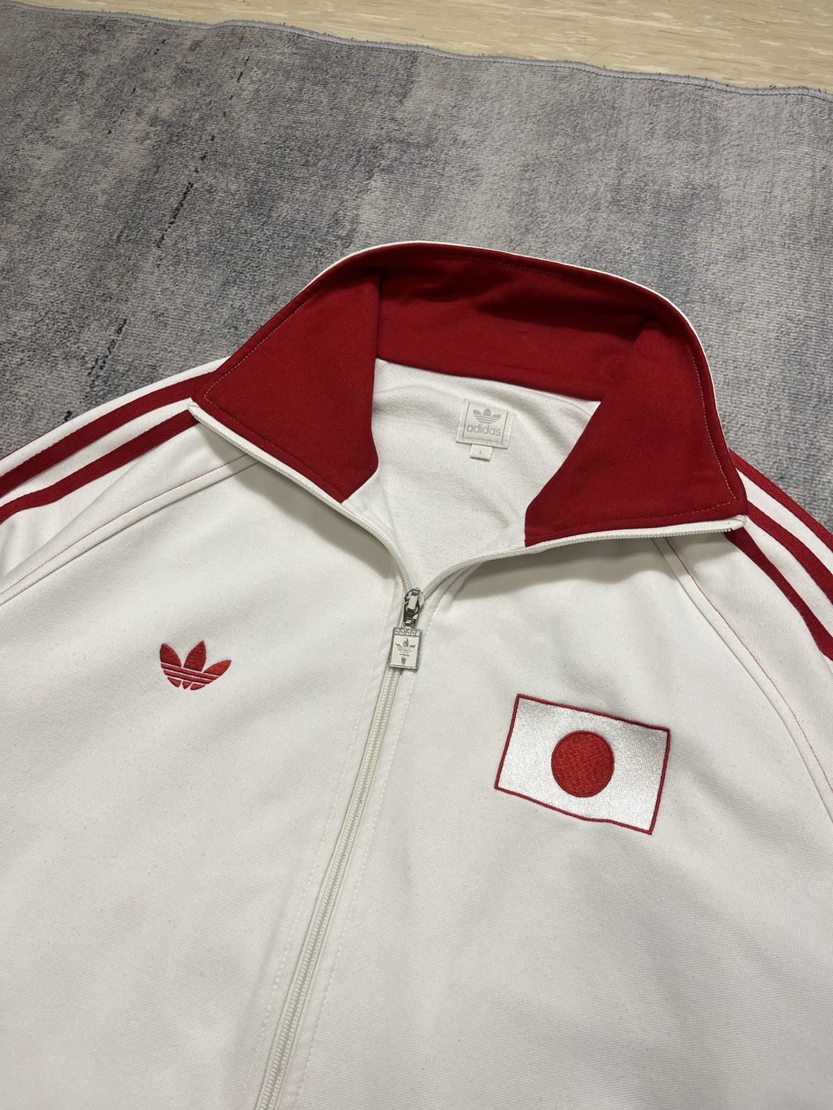 Adidas Adidas Japan Track Jacket Top White Red Logo Rare Size L Size US L / EU 52-54 / 3 - 3 Thumbnail