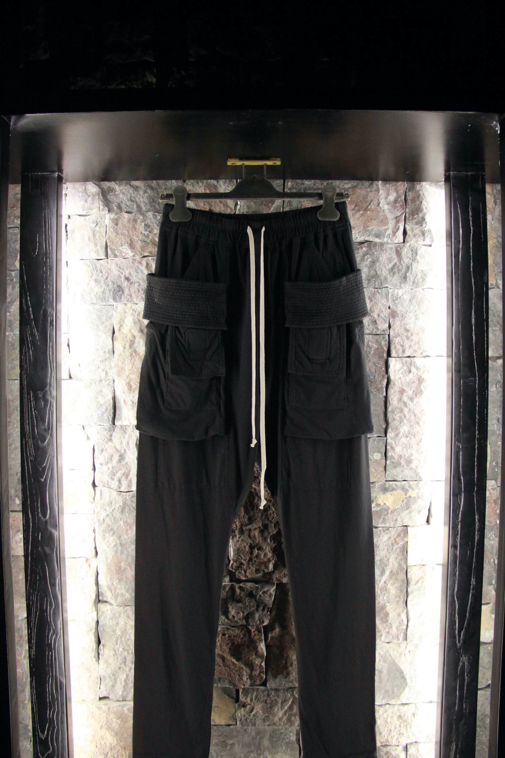 Rick Owens Rick Owens Black Casual Pants Men 30 Size US 30 / EU 46 - 1 Thumbnail