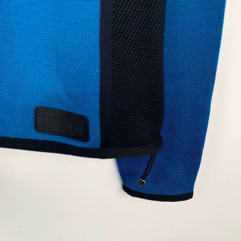 Prada Prada Logo offset printing blue wool knitted sweater 2501-N Size US M / EU 48-50 / 2 - 4 Thumbnail