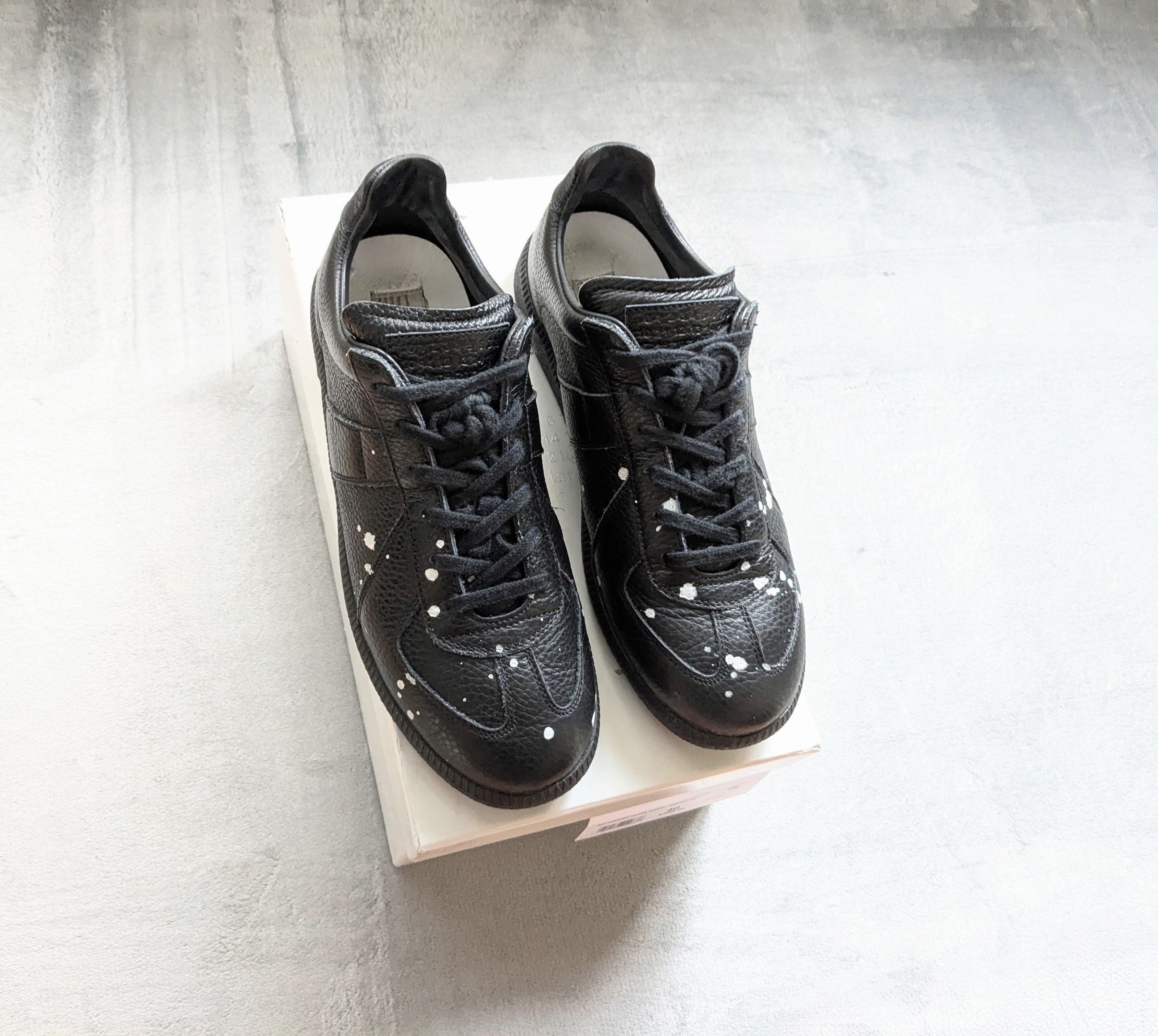 Maison Margiela Maison Margiela Replica GAT Black 7 40 Paint Splatter White Size US 7 / EU 40 - 2 Thumbnail