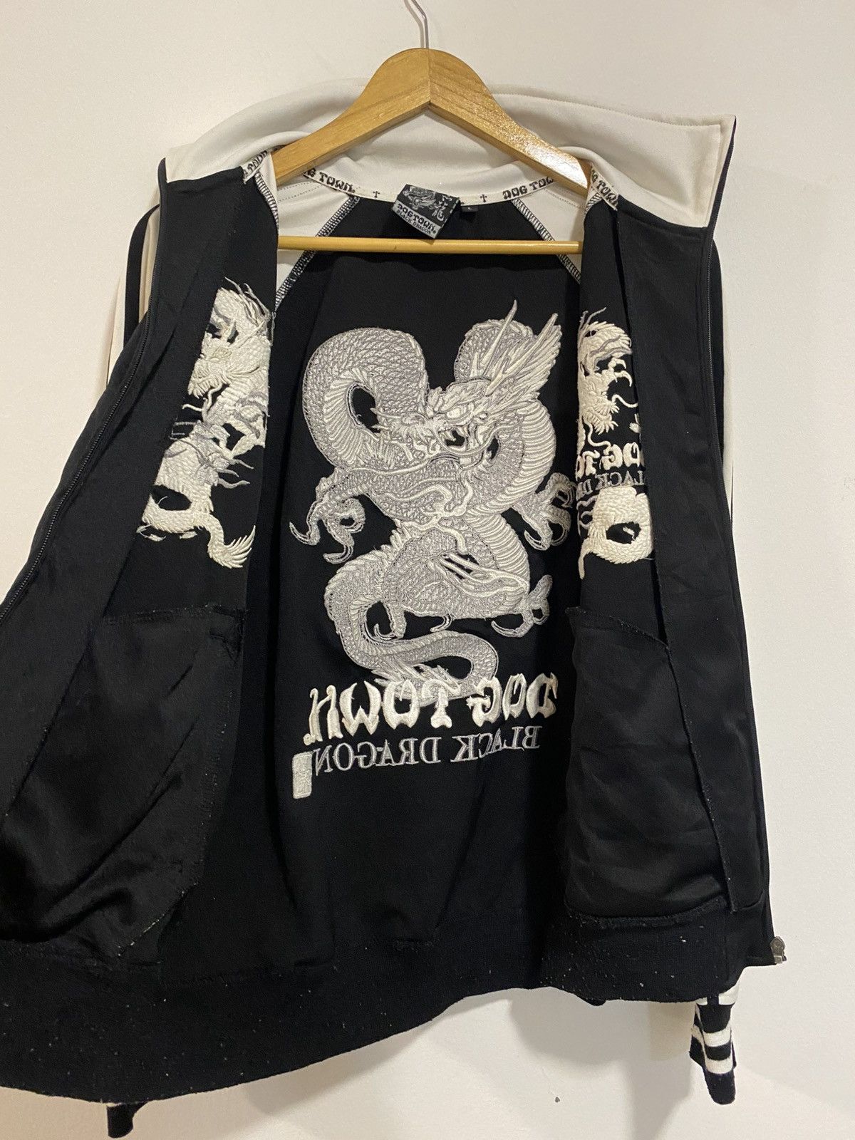Dogtown × Japanese Brand × Vintage Vintage Y2K DOGTOWN Black Dragon Jacket Size US L / EU 52-54 / 3 - 7 Thumbnail