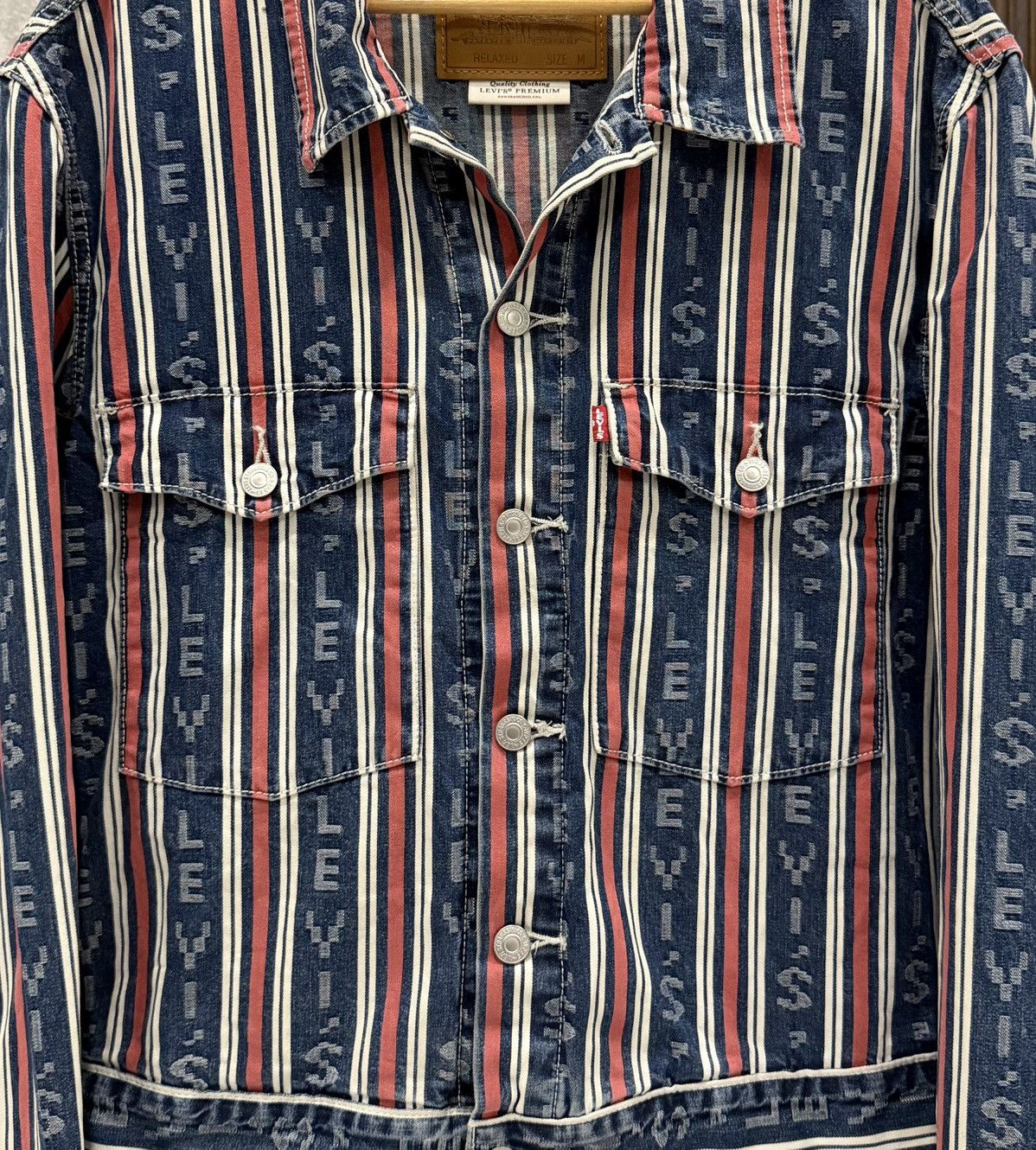 Levi's 🔥RARE🔥LEVI'S Embarcadero Station Stripe Logo Denim Jacket Size US M / EU 48-50 / 2 - 2 Thumbnail