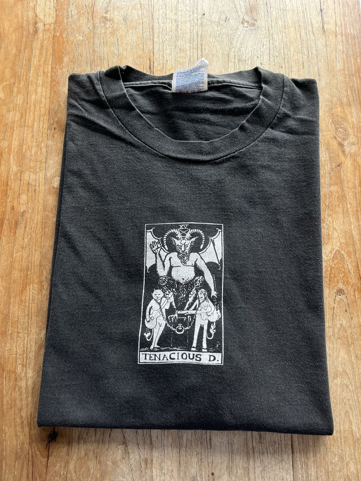 Vintage Vintage TENACIOUS D. ( Jack Black ) Movie Tshirt Size US XL / EU 56 / 4 - 1 Thumbnail