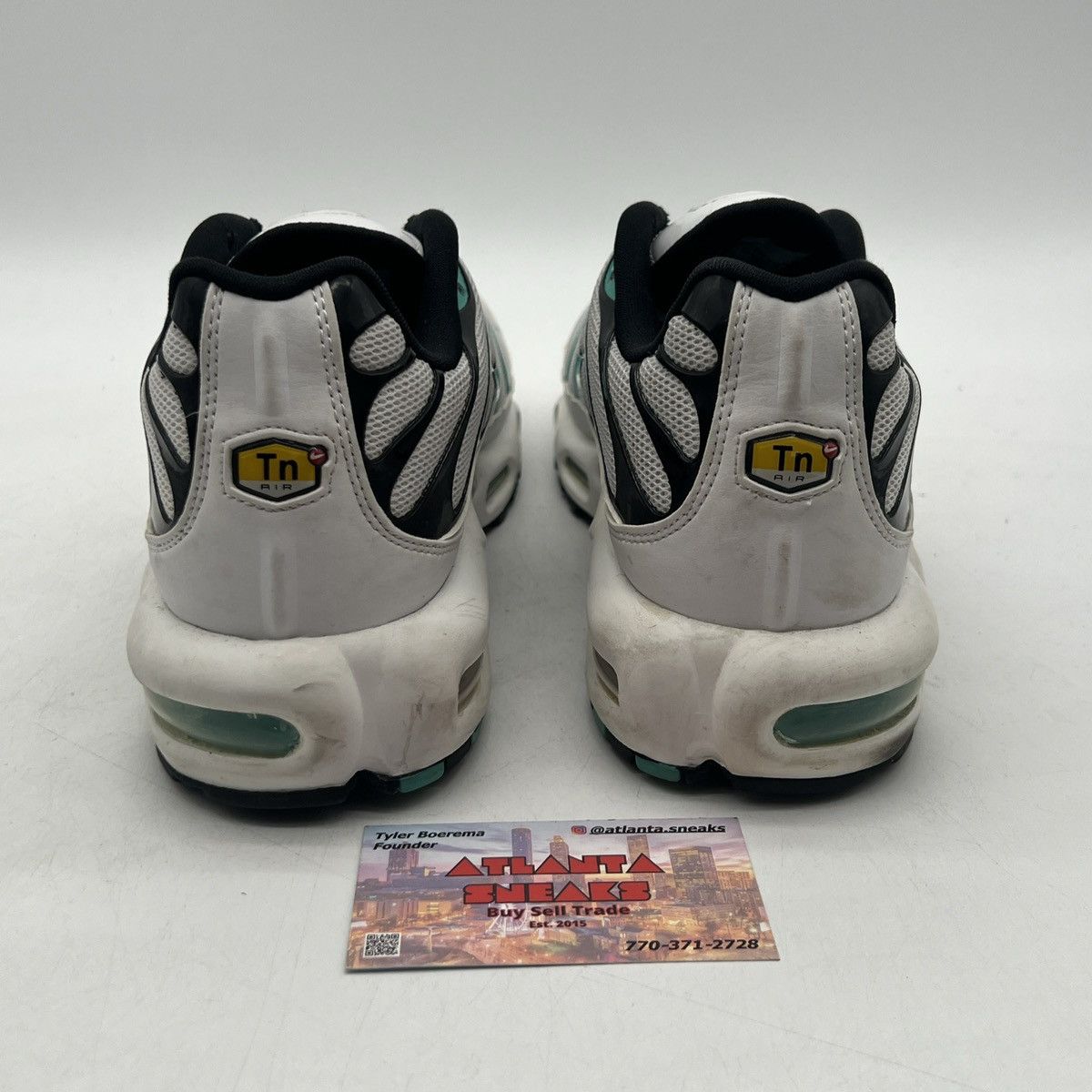 Nike Air max plus white hyper Jade Size US 12 / EU 45 - 3 Thumbnail