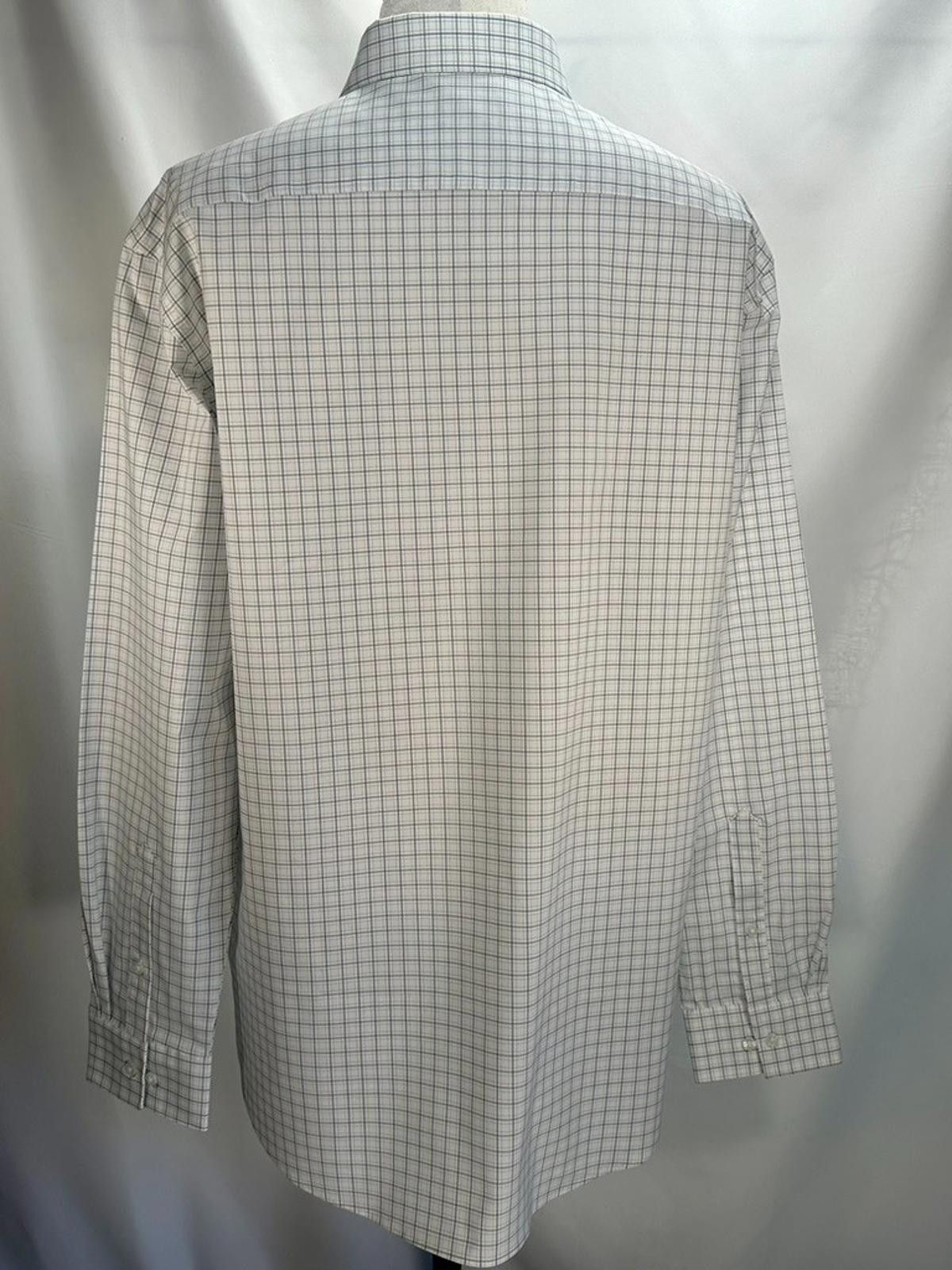 Van Heusen Van Heusen Wrinkle Free Stain Shield Reg. Fit White Men's XL Size 44R - 3 Thumbnail