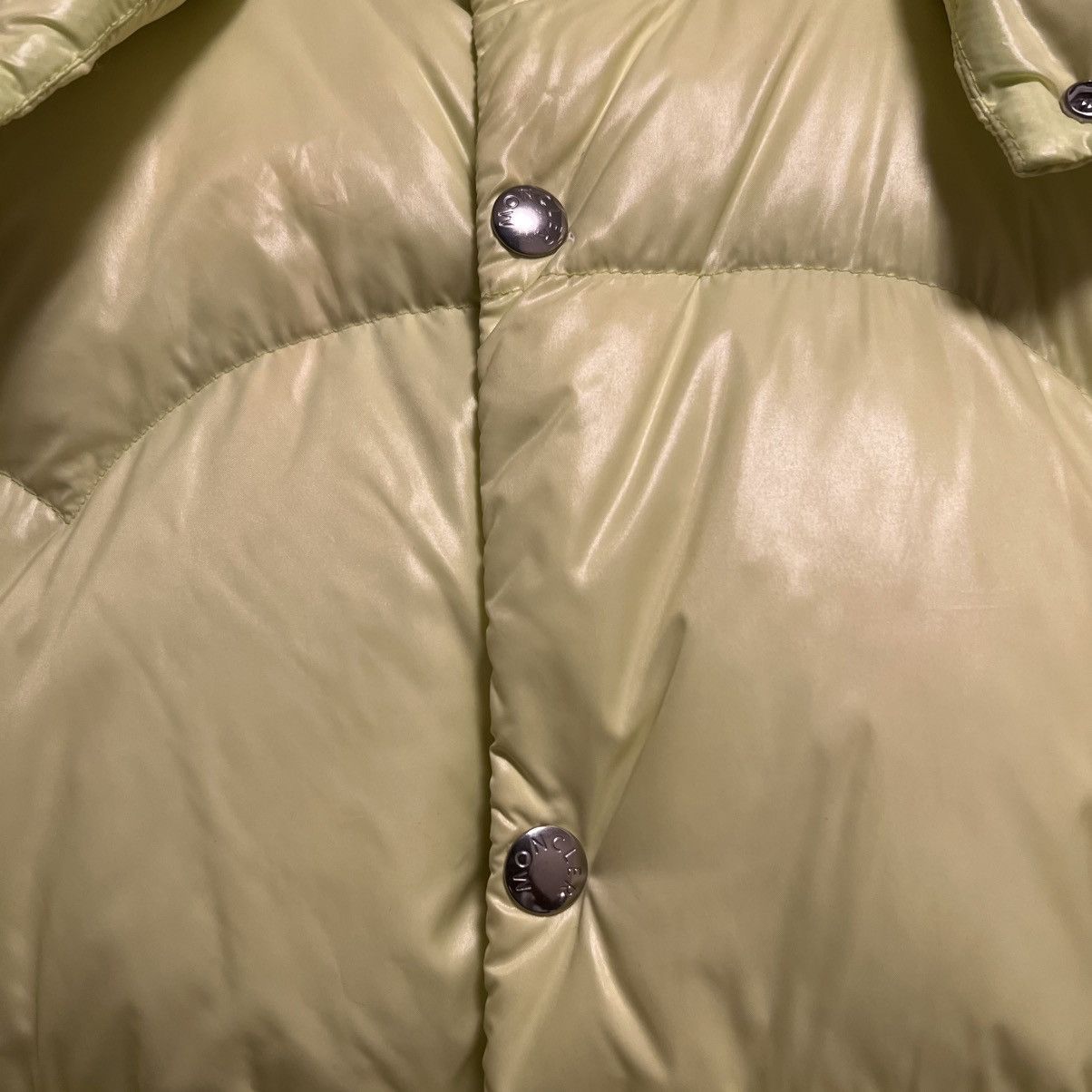 Moncler Moncler Coutard Quilted Glossed Shell Hooded Jacket Neon Size US XL / EU 56 / 4 - 3 Thumbnail