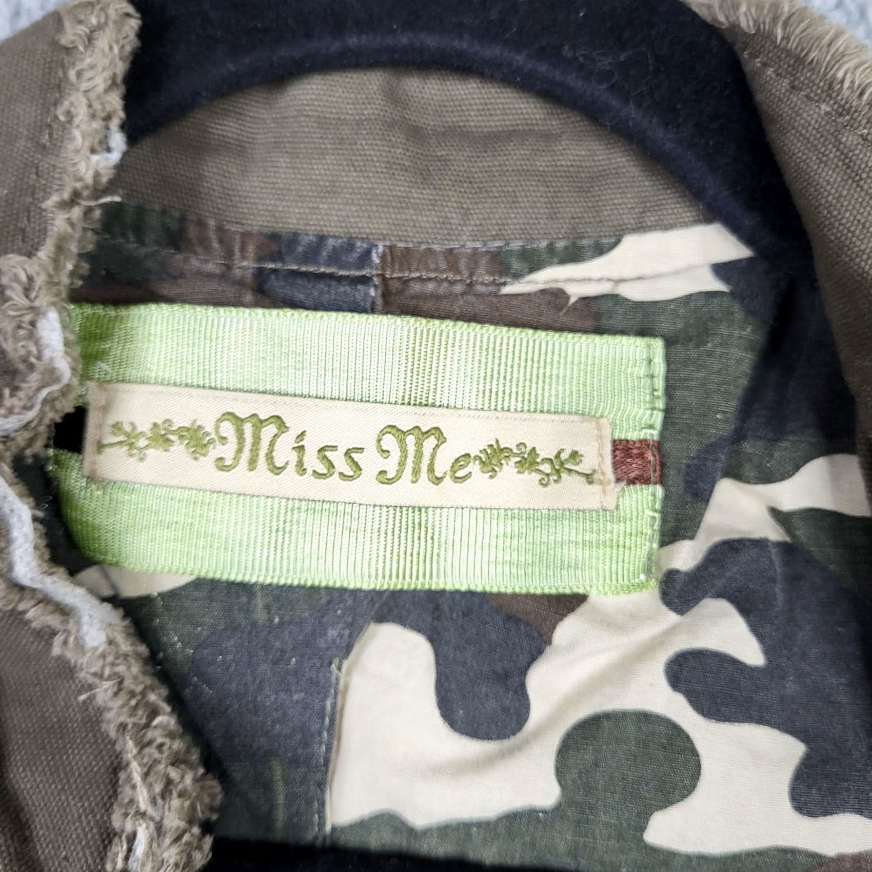Miss Me Miss Me Green Vest Junior's Studded Embroidered Size L Vest Adults Juniors Women Green Studded 90s Art Casual Mens Womens Boys Girls Size L / US 10 / IT 46 - 6 Thumbnail