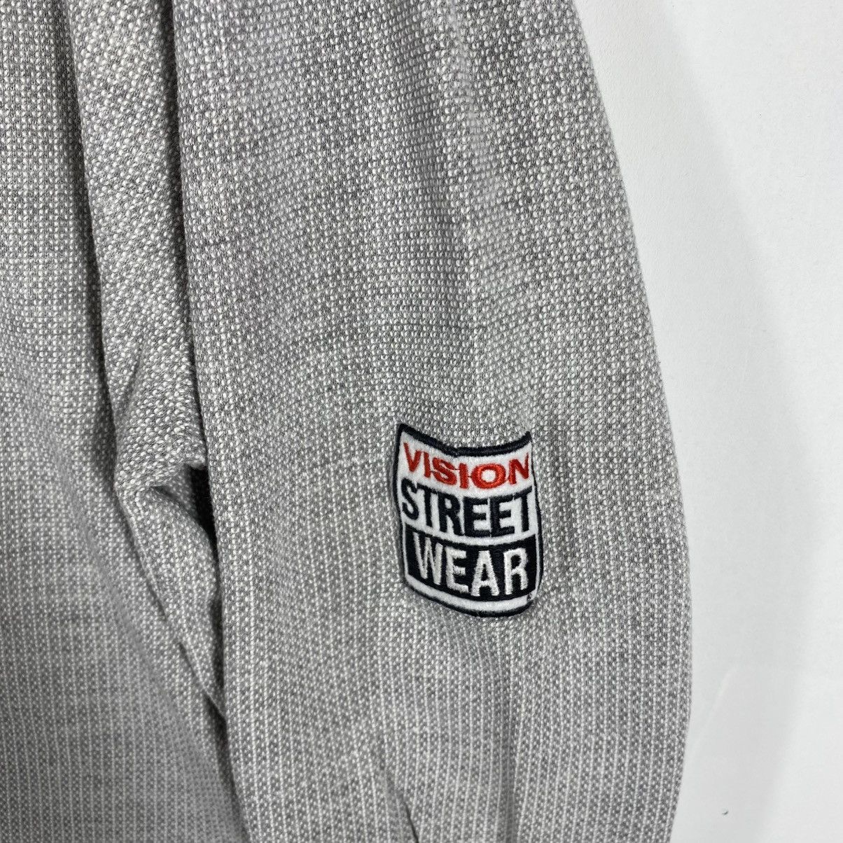 Vision Streetwear Vintage 90's VISION STREET WEAR Small Embroidery Sweatshirt Size US XL / EU 56 / 4 - 3 Thumbnail