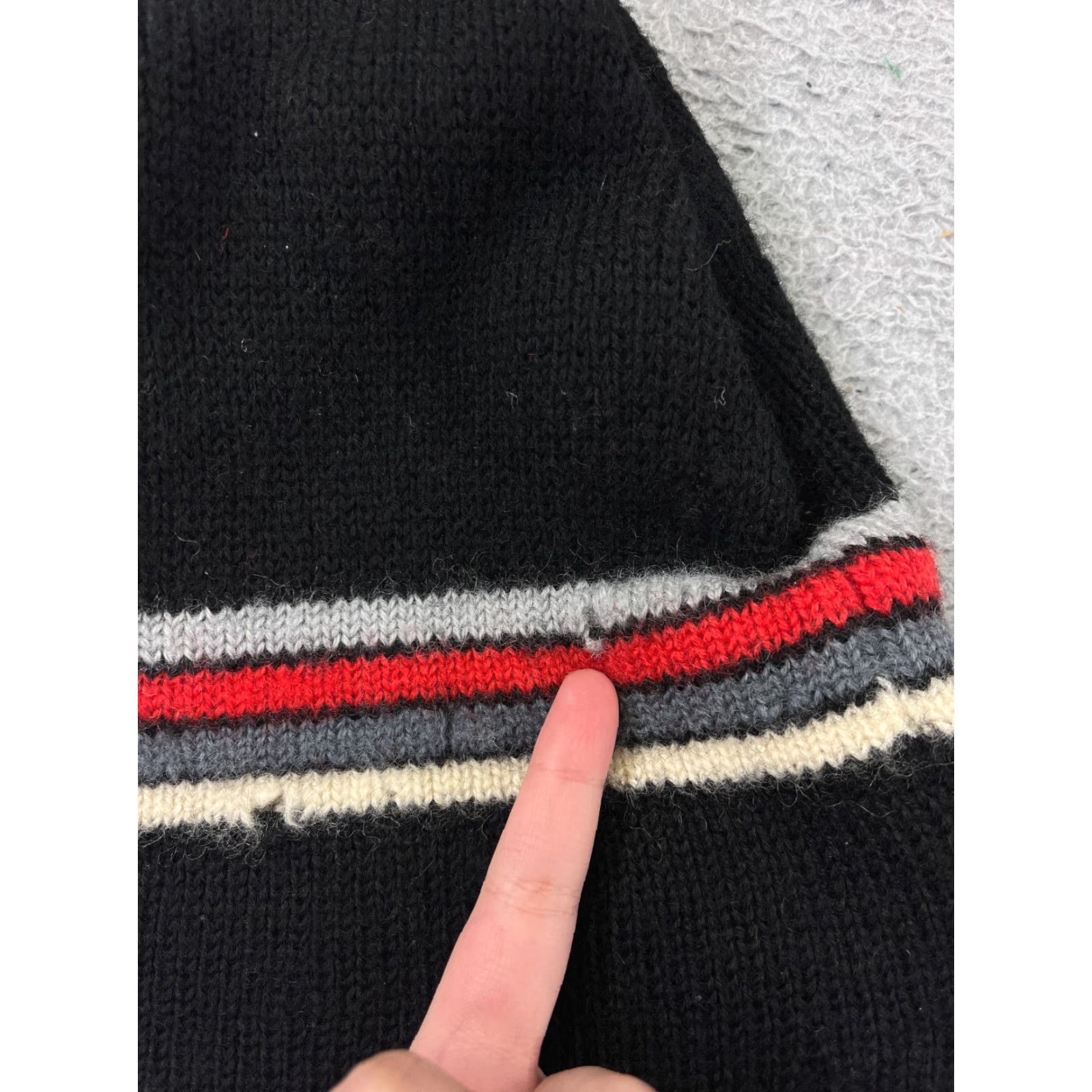 Vintage Herman's Beanie Toque Adult One Size Black Red White Stripe 100% Wool Ski Winter Size ONE SIZE - 4 Thumbnail