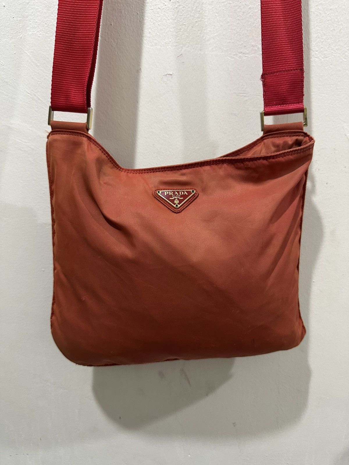 Prada VTG Prada Nylon Crossbody Bag Size ONE SIZE - 3 Thumbnail