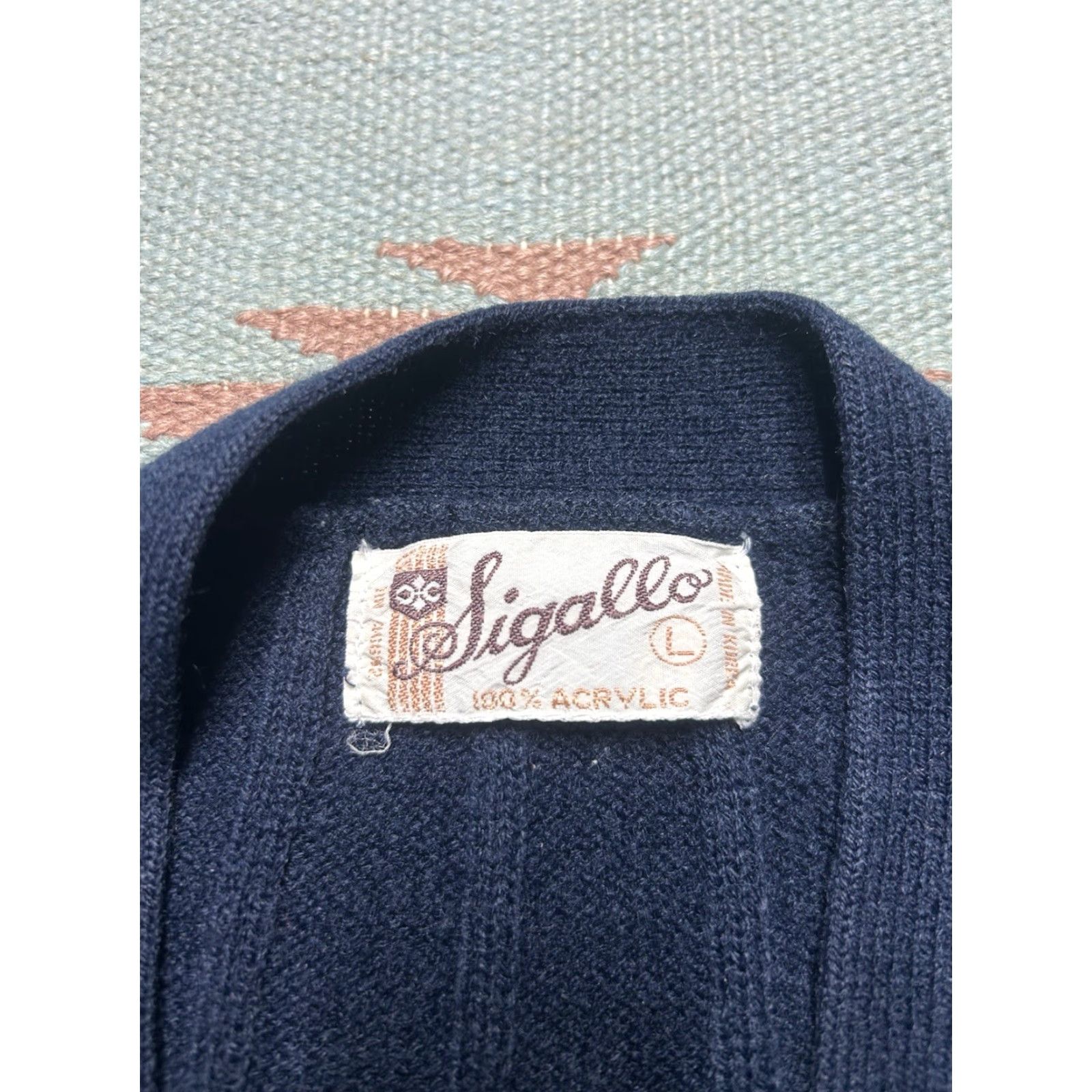 Vintage VINTAGE 1970s cardigan sweater acrylic knit button front navy blue Large Sigallo Men Cardigan/ Sweater / Knit / Button / Blue / 1970s Size US L / EU 52-54 / 3 - 4 Thumbnail