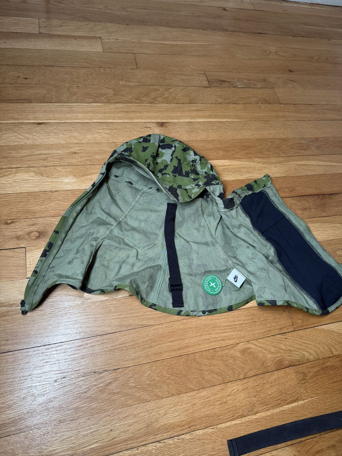 MMW × Nike Nike x MMW Green Camo Zip Up Balaclava Mask Size ONE SIZE - 2 Thumbnail