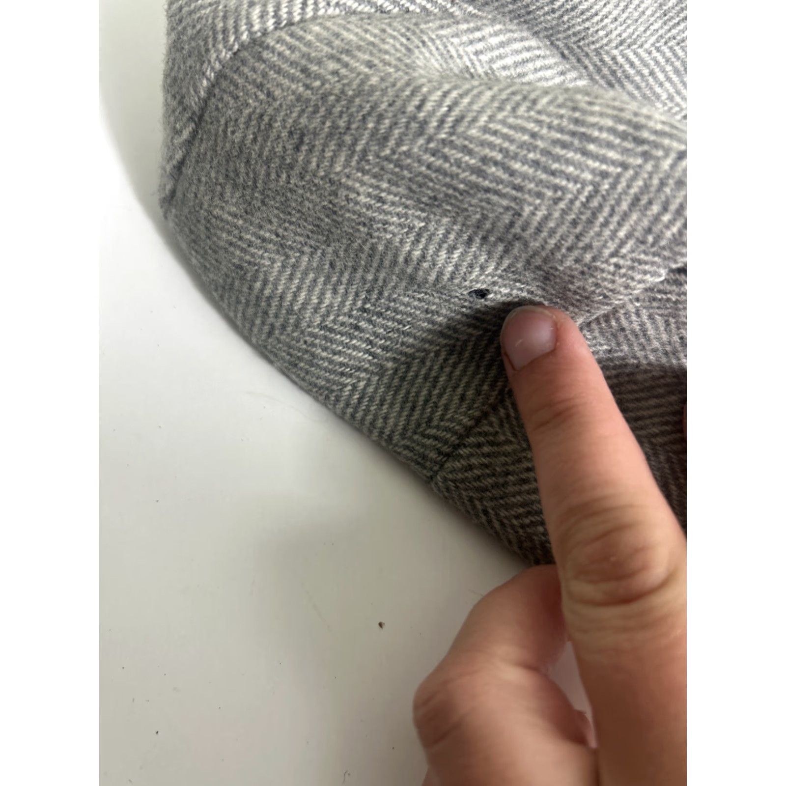 Vintage VINTAGE White Hall Newsboy Cap Wool Herringbone Gray USA Size M Men Cap Size ONE SIZE - 5 Thumbnail