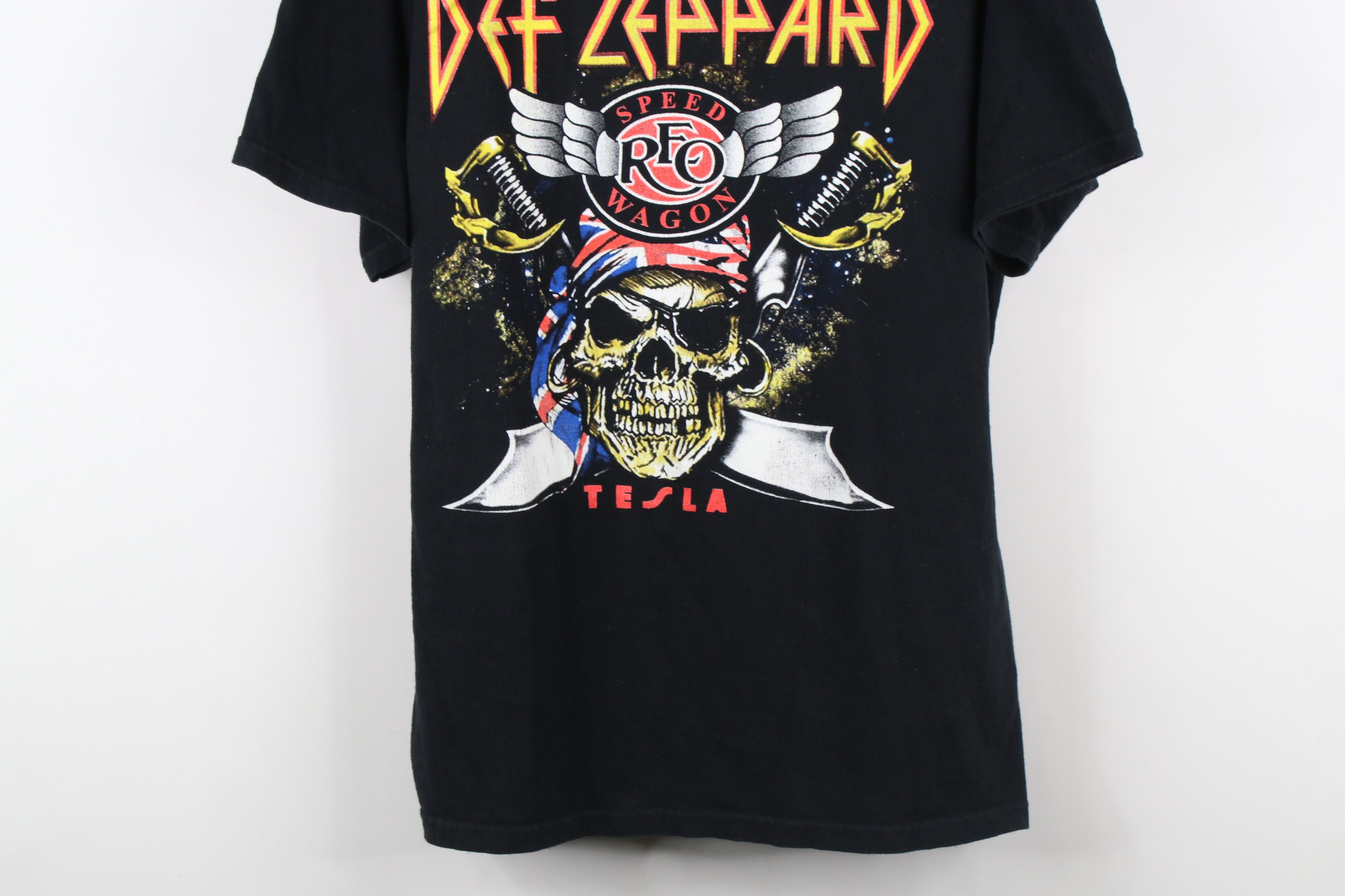 Vintage Vintage Tour Def Leppard REO Speed Wagon Band T-Shirt Size US XL / EU 56 / 4 - 3 Thumbnail